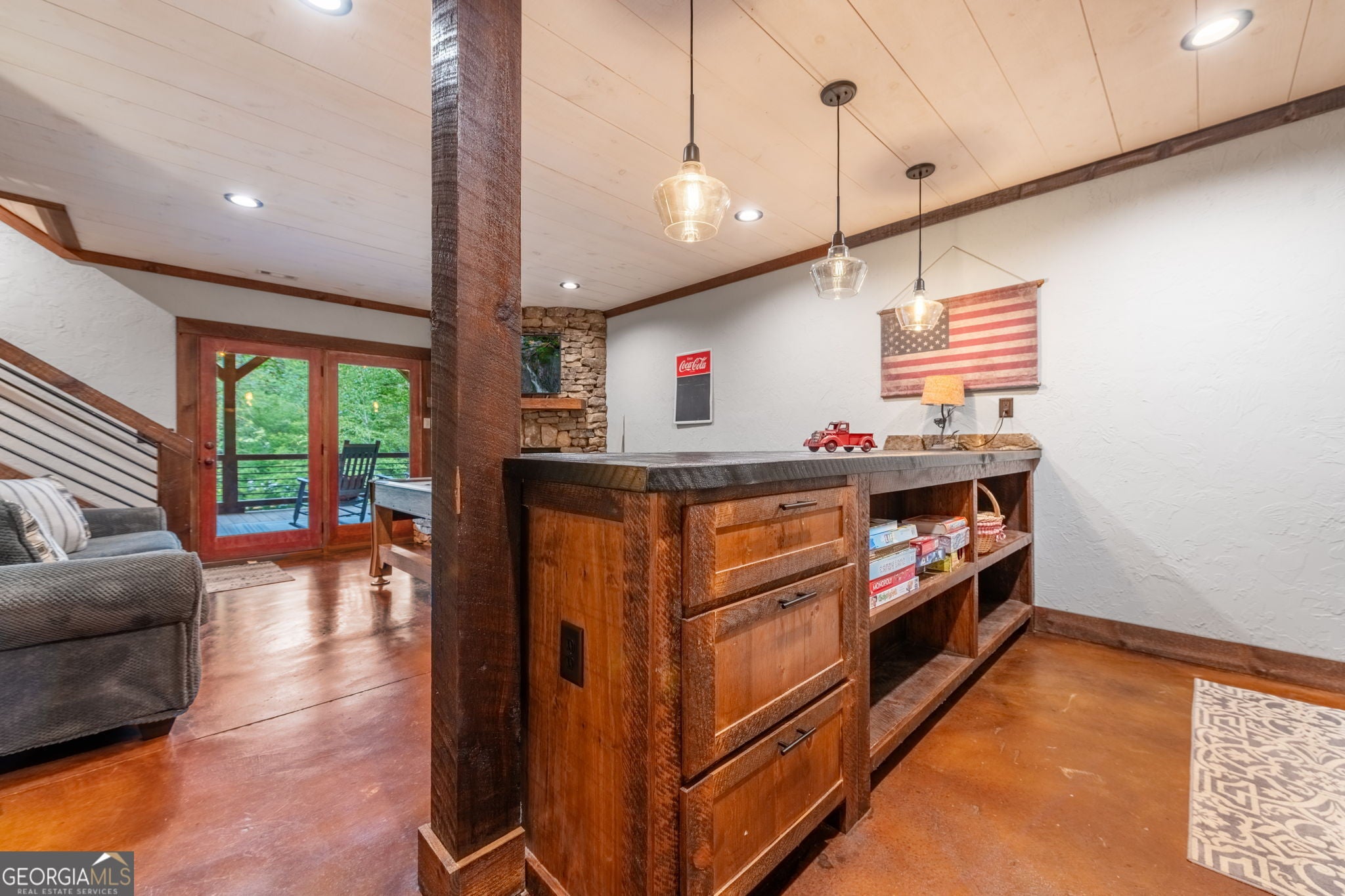 Blue Ridge, Georgia, 30513, United States, 3 Bedrooms Bedrooms, ,3 BathroomsBathrooms,Residential,Active,2045614