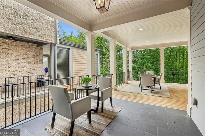 Alpharetta, Georgia, 30009, United States, 3 Bedrooms Bedrooms, ,4 BathroomsBathrooms,Residential,Active,1946539