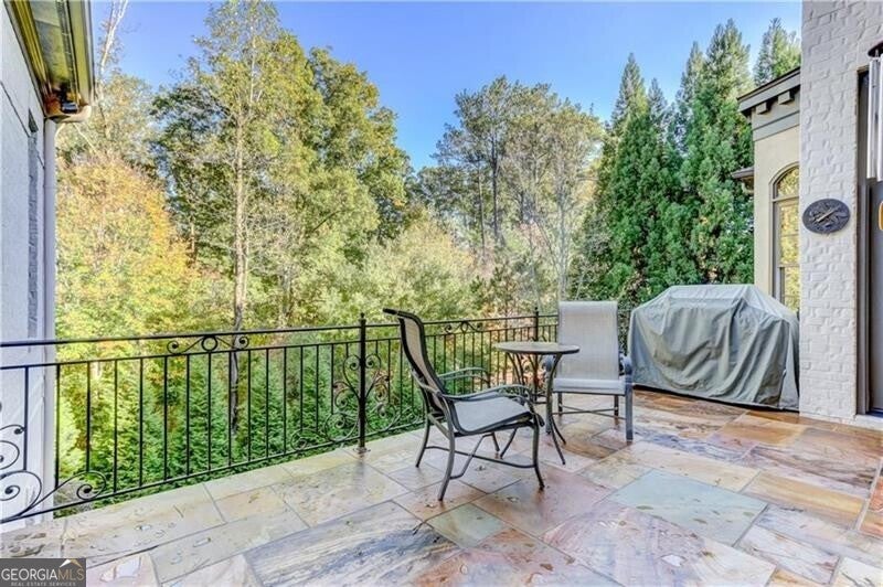 Atlanta, Georgia, 30339, United States, 5 Bedrooms Bedrooms, ,7 BathroomsBathrooms,Residential,Active,1936159