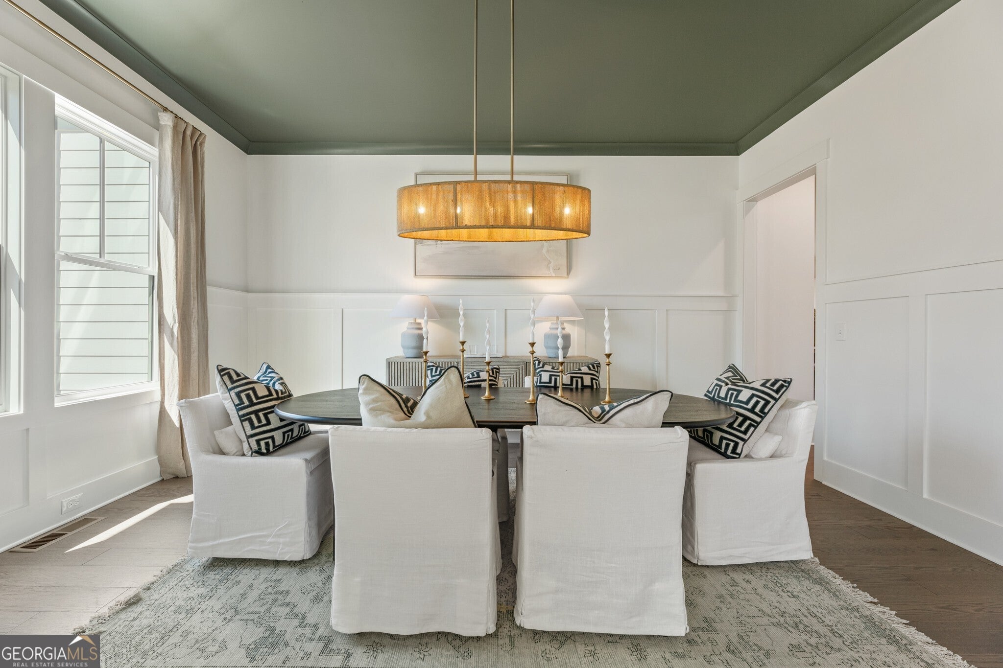 Cumming, Georgia, 30041, United States, 5 Bedrooms Bedrooms, ,5 BathroomsBathrooms,Residential,Active,1964470