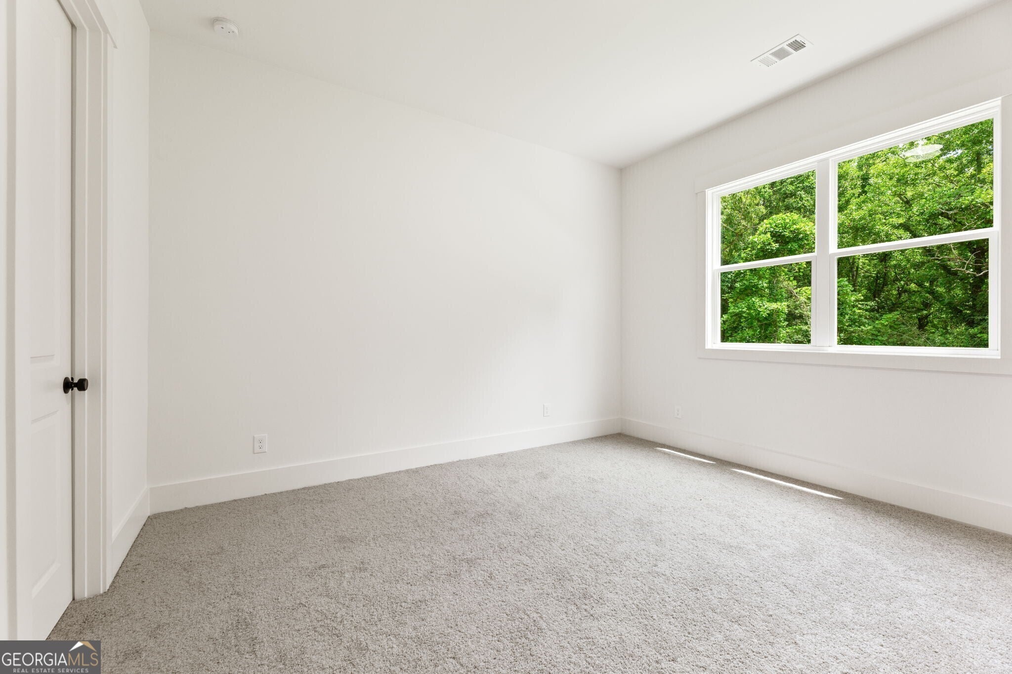 Gainesville, Georgia, 30506, United States, 4 Bedrooms Bedrooms, ,4 BathroomsBathrooms,Residential,Active,1894199