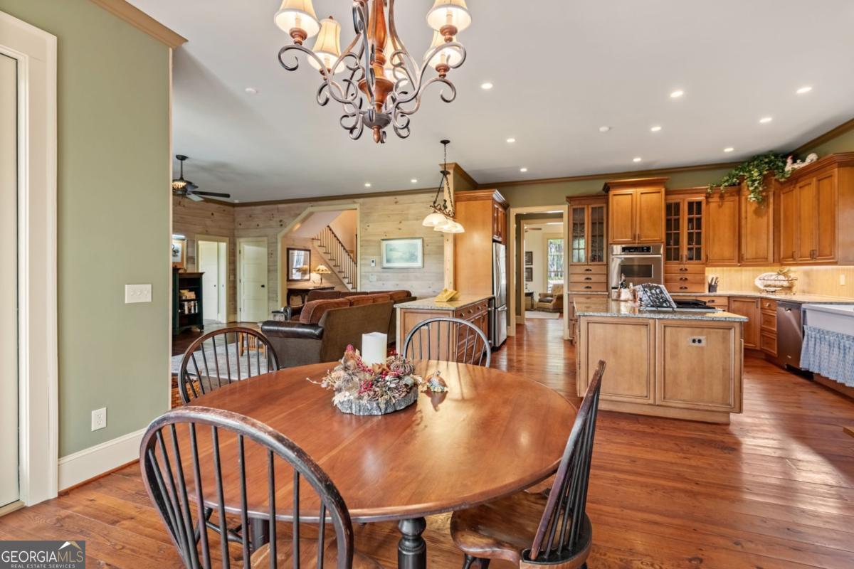 Ellijay, Georgia, 30536, United States, ,4 BathroomsBathrooms,Residential,Active,1806919