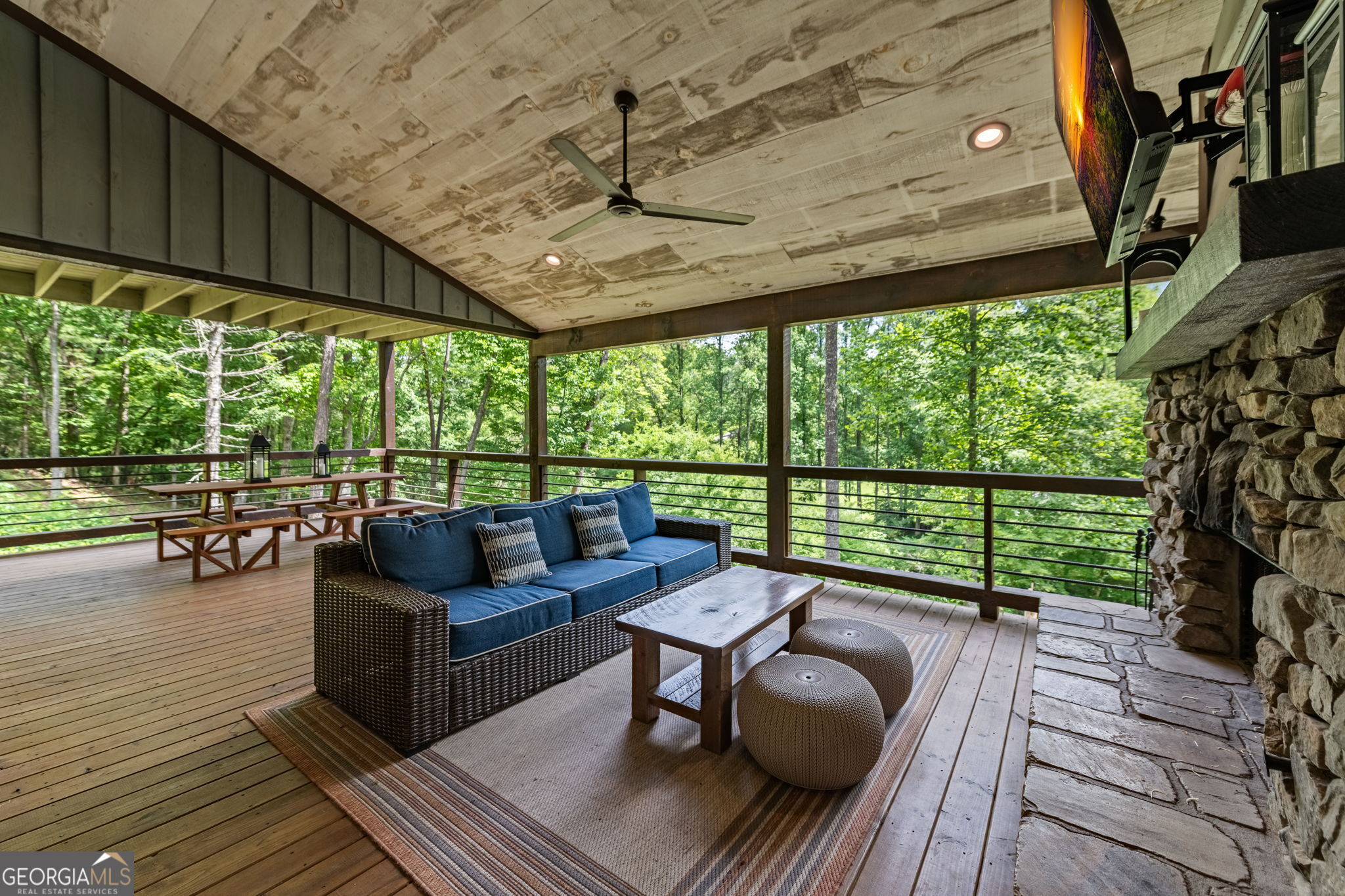 Blue Ridge, Georgia, 30513, United States, 3 Bedrooms Bedrooms, ,3 BathroomsBathrooms,Residential,Active,2045614