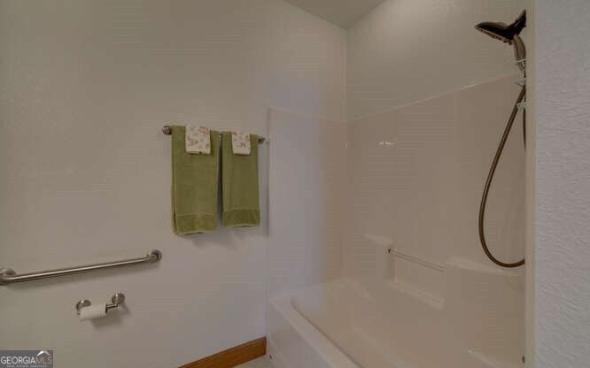 Hiawassee, Georgia, 30546, United States, 4 Bedrooms Bedrooms, ,3 BathroomsBathrooms,Residential,Active,1945091