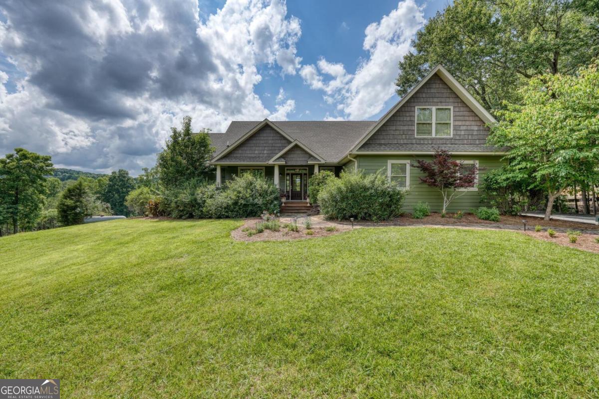 Blairsville, Georgia, 30512, United States, ,4 BathroomsBathrooms,Residential,Active,1852664