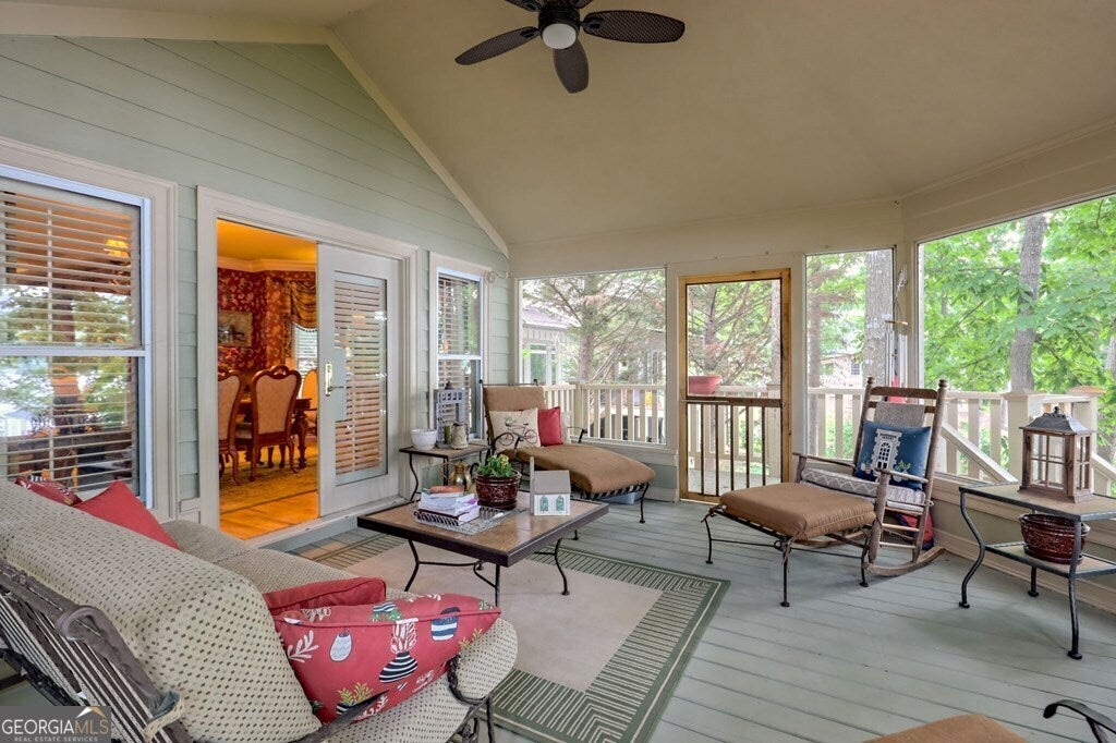 Hiawassee, Georgia, 30546, United States, 4 Bedrooms Bedrooms, ,4 BathroomsBathrooms,Residential,Active,1718878