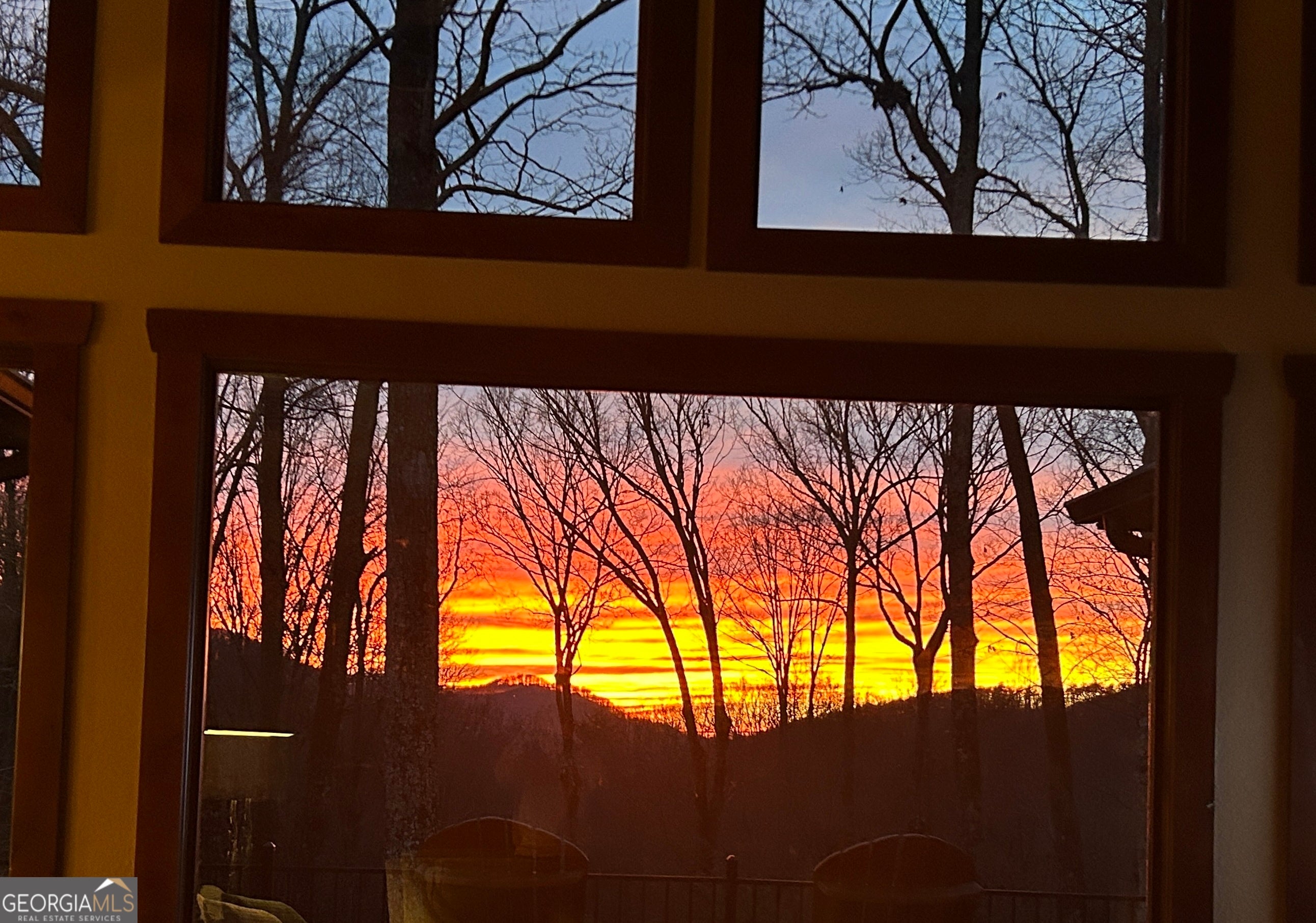 Ellijay, Georgia, 30536, United States, 5 Bedrooms Bedrooms, ,6 BathroomsBathrooms,Residential,Active,1953697