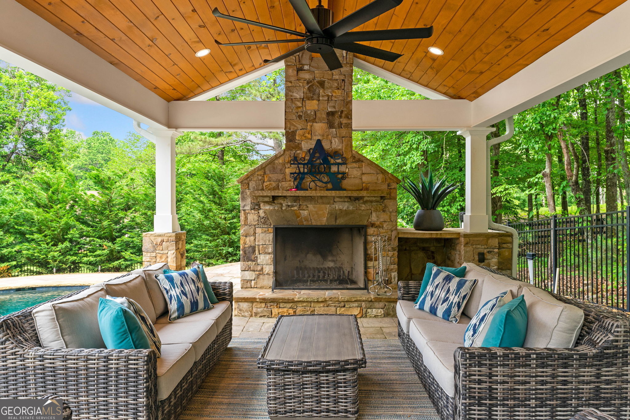 Canton, Georgia, 30115, United States, 6 Bedrooms Bedrooms, ,7 BathroomsBathrooms,Residential,Active,1831817