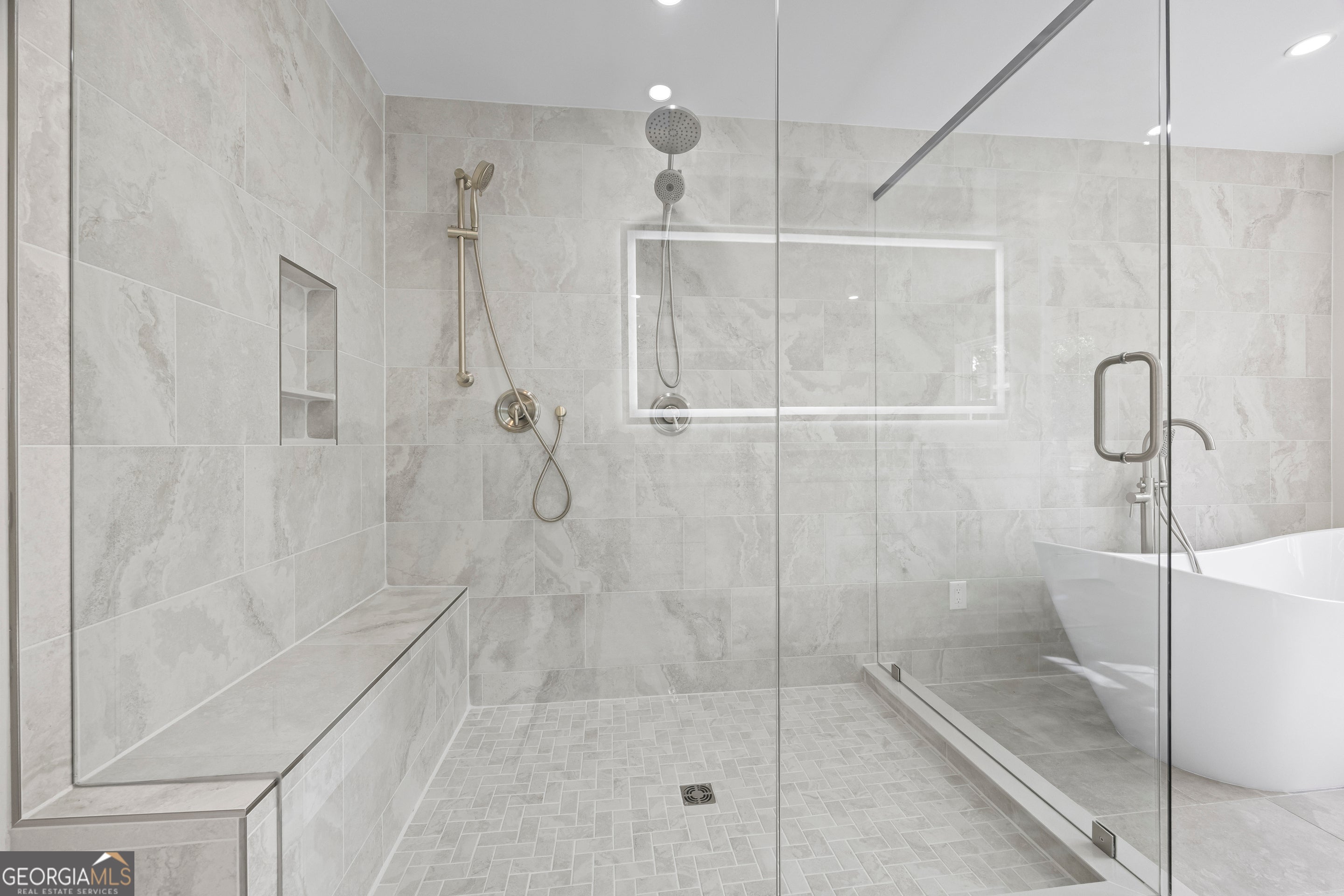 Martin, Georgia, 30557, United States, 6 Bedrooms Bedrooms, ,5 BathroomsBathrooms,Residential,Active,1964253