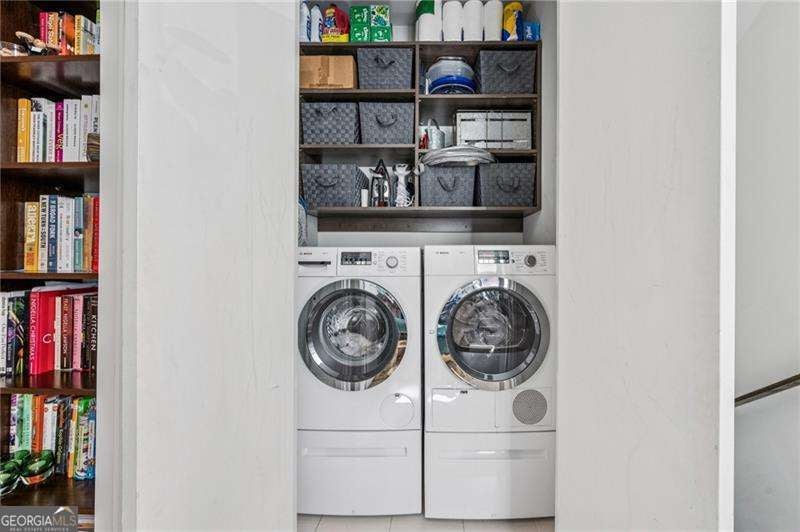 Atlanta, Georgia, 30309, United States, 3 Bedrooms Bedrooms, ,4 BathroomsBathrooms,Residential,Active,1987236