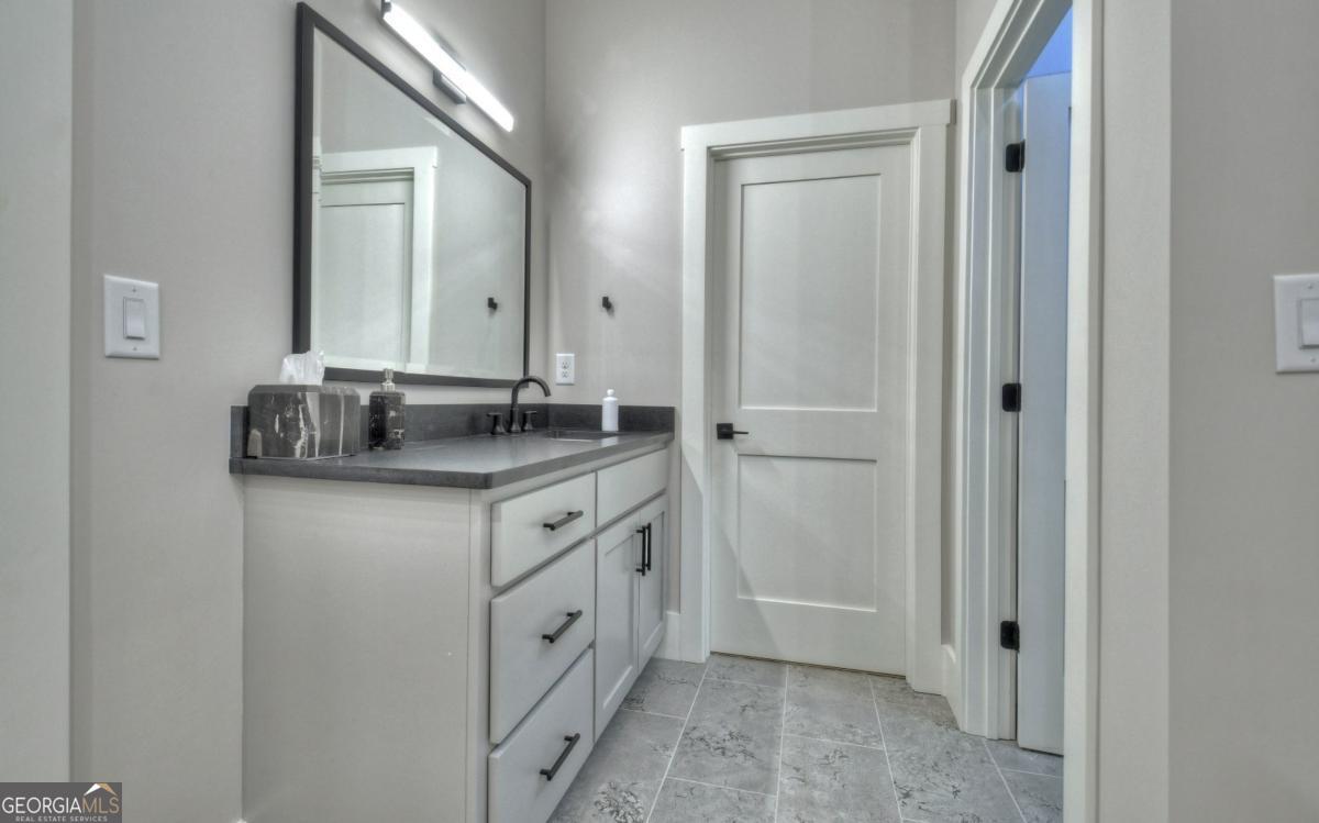 Morganton, Georgia, 30560, United States, 3 Bedrooms Bedrooms, ,4 BathroomsBathrooms,Residential,Active,2010579