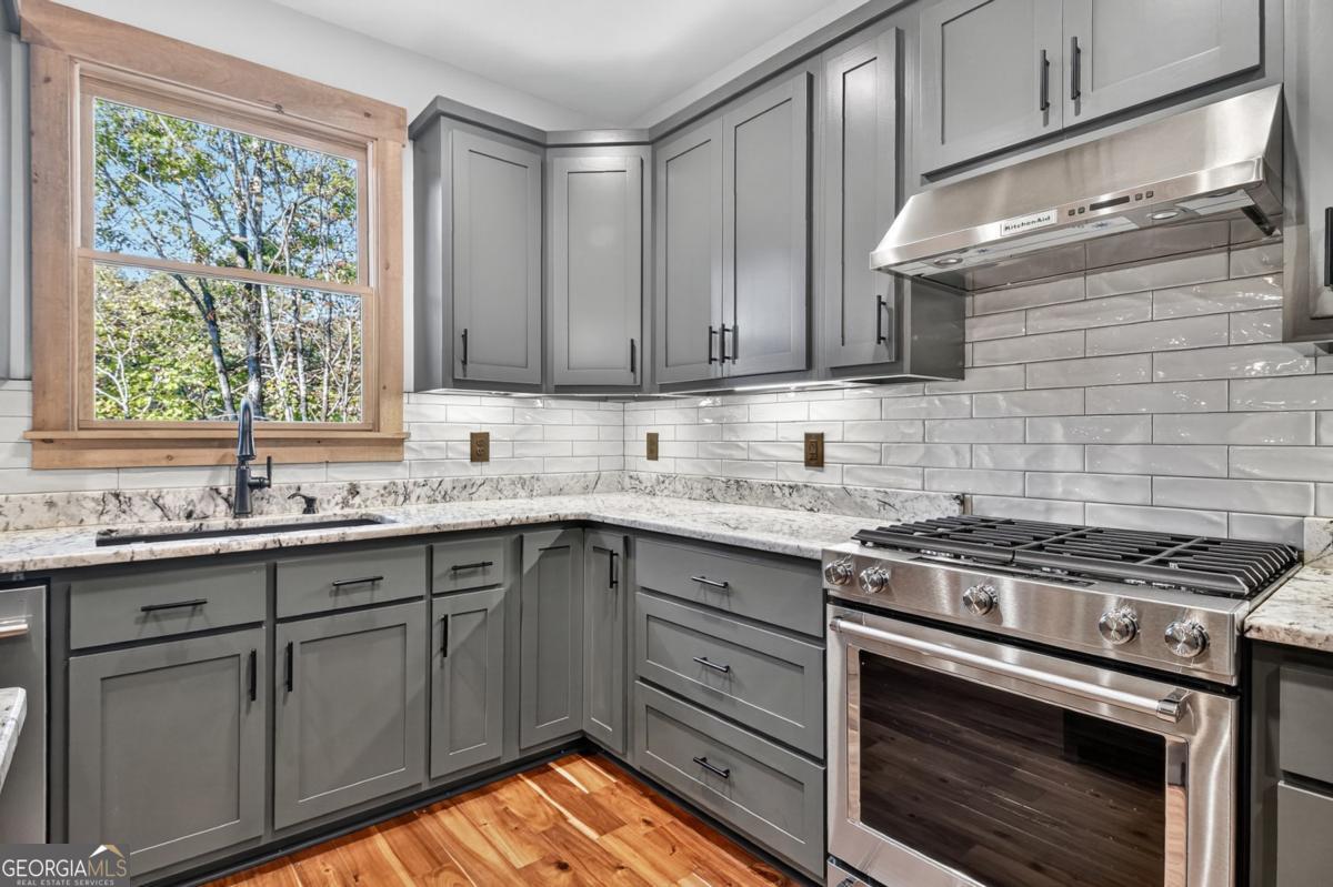 Ellijay, Georgia, 30540, United States, 4 Bedrooms Bedrooms, ,3 BathroomsBathrooms,Residential,Active,1971791