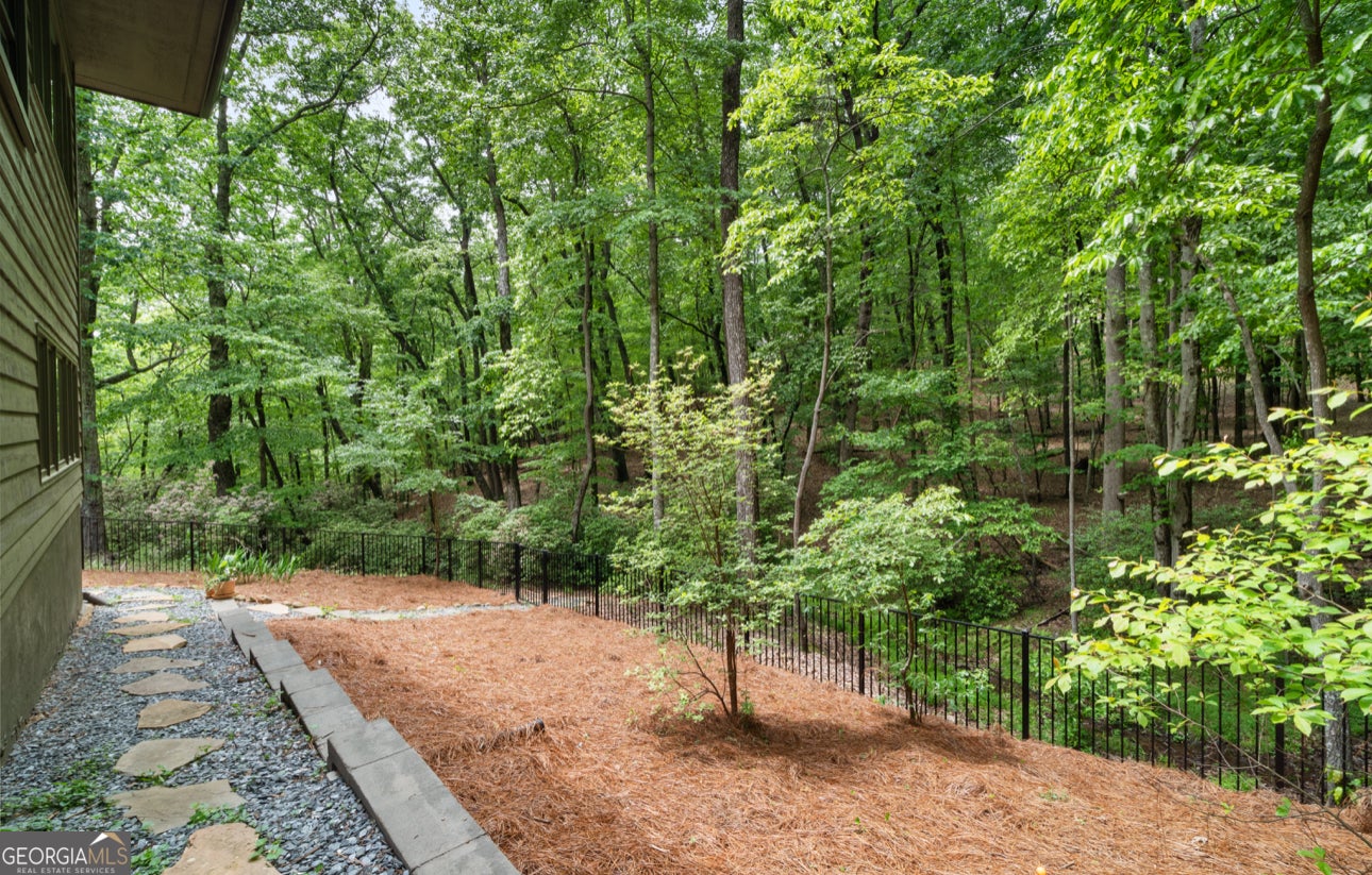 Big Canoe, Georgia, 30143, United States, 5 Bedrooms Bedrooms, ,6 BathroomsBathrooms,Residential,Active,1810518