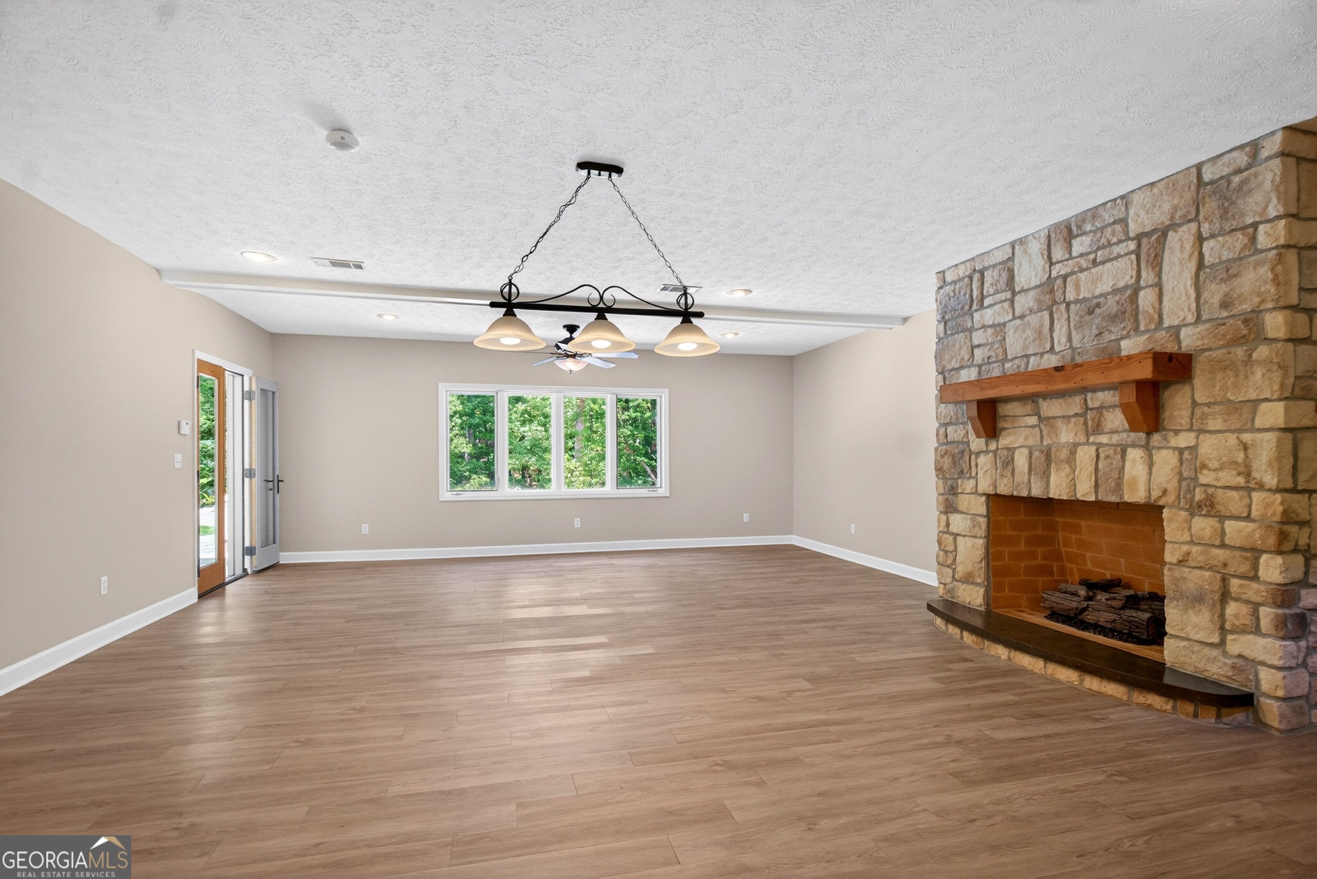 Cataula, Georgia, 31804, United States, 5 Bedrooms Bedrooms, ,5 BathroomsBathrooms,Residential,Active,2044194