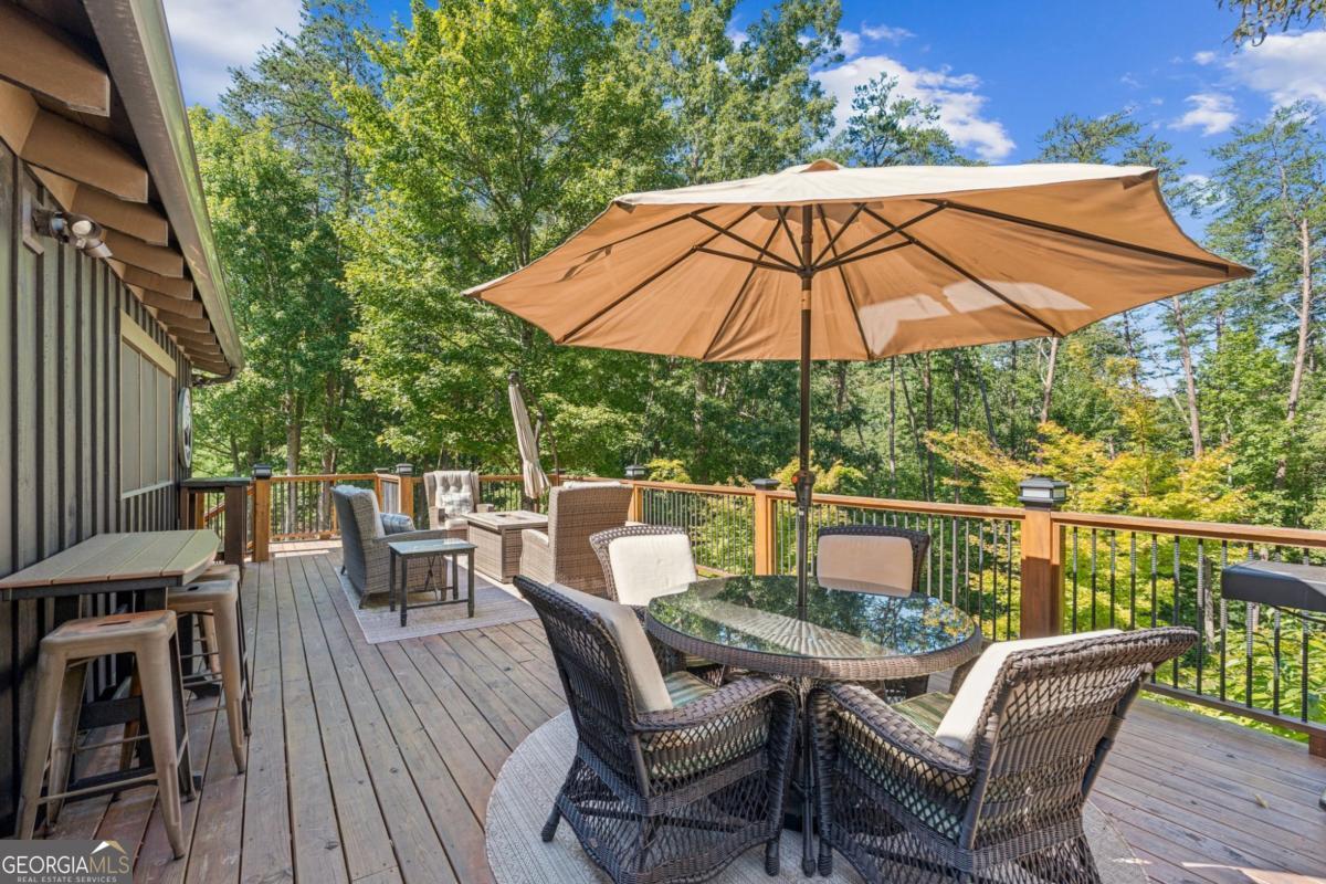 Ellijay, Georgia, 30536, United States, 3 Bedrooms Bedrooms, ,4 BathroomsBathrooms,Residential,Active,1929422