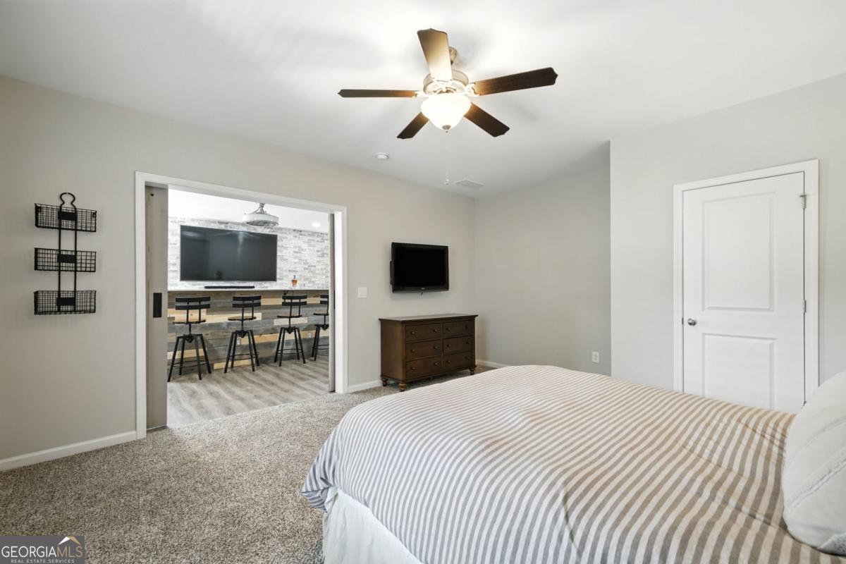 Canton, Georgia, 30115, United States, 7 Bedrooms Bedrooms, ,4 BathroomsBathrooms,Residential,Active,1936405