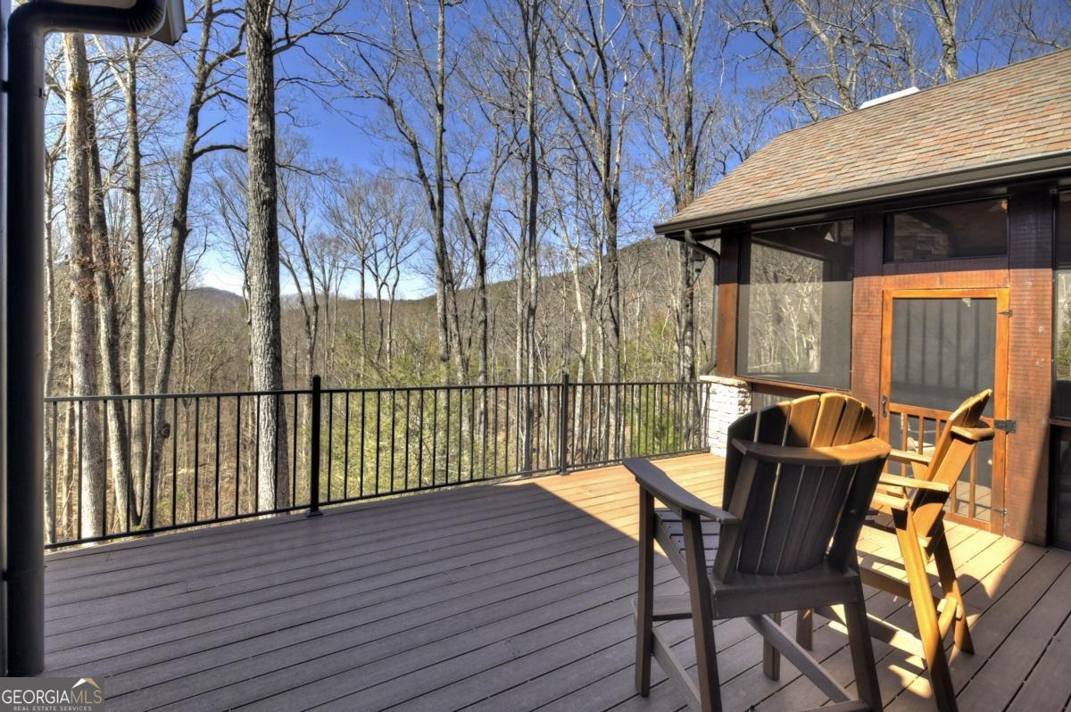 Ellijay, Georgia, 30536, United States, 5 Bedrooms Bedrooms, ,6 BathroomsBathrooms,Residential,Active,1953697