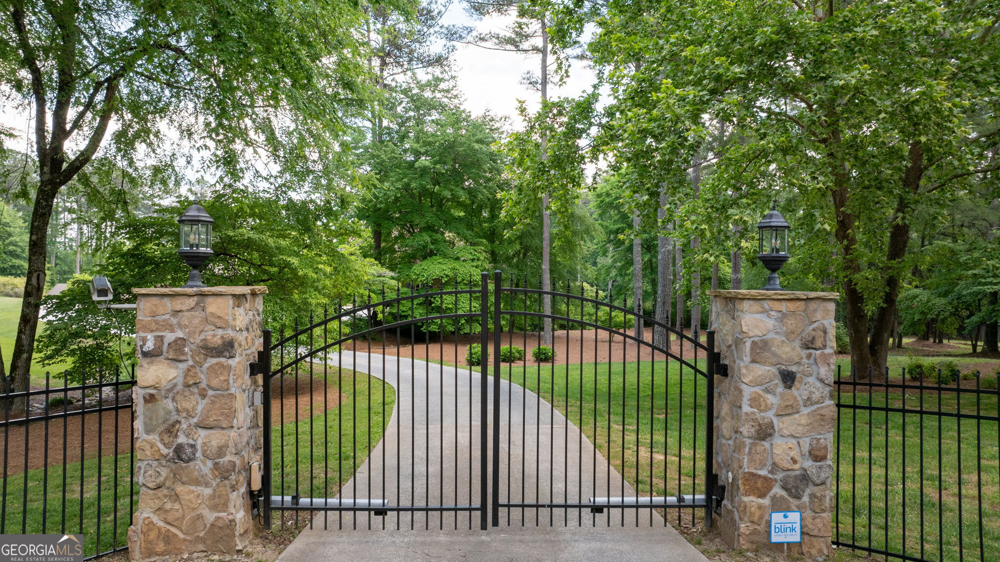Kennesaw, Georgia, 30152, United States, 6 Bedrooms Bedrooms, ,10 BathroomsBathrooms,Residential,Active,2051971