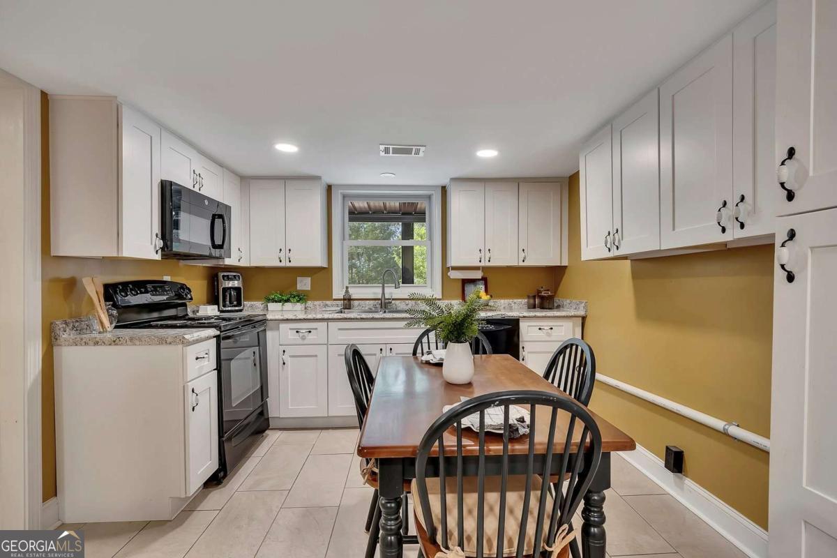 Ball Ground, Georgia, 30107, United States, 4 Bedrooms Bedrooms, ,3 BathroomsBathrooms,Residential,Active,2045695