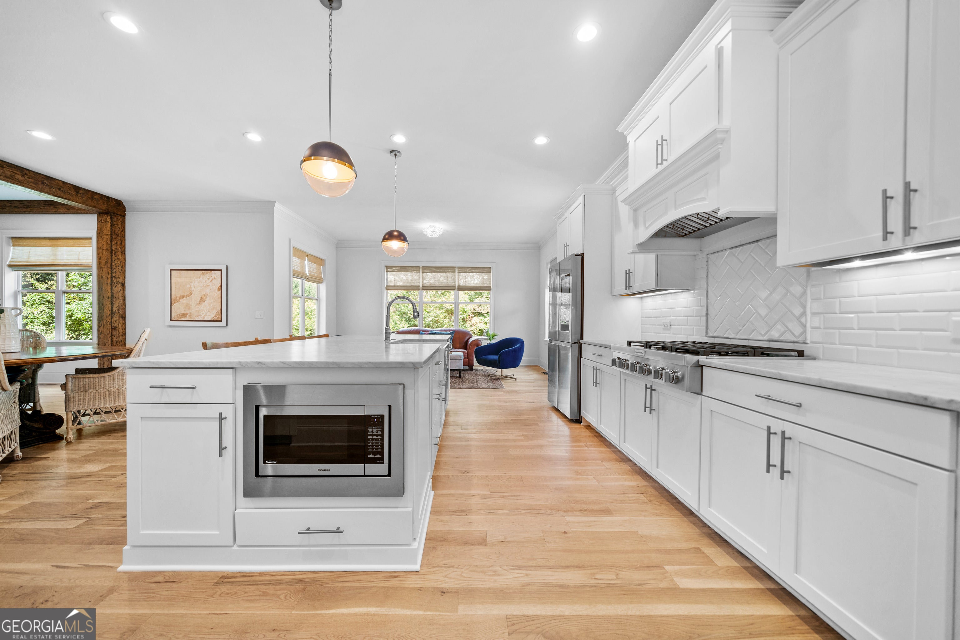 Milton, Georgia, 30004, United States, 5 Bedrooms Bedrooms, ,7 BathroomsBathrooms,Residential,Active,2011219