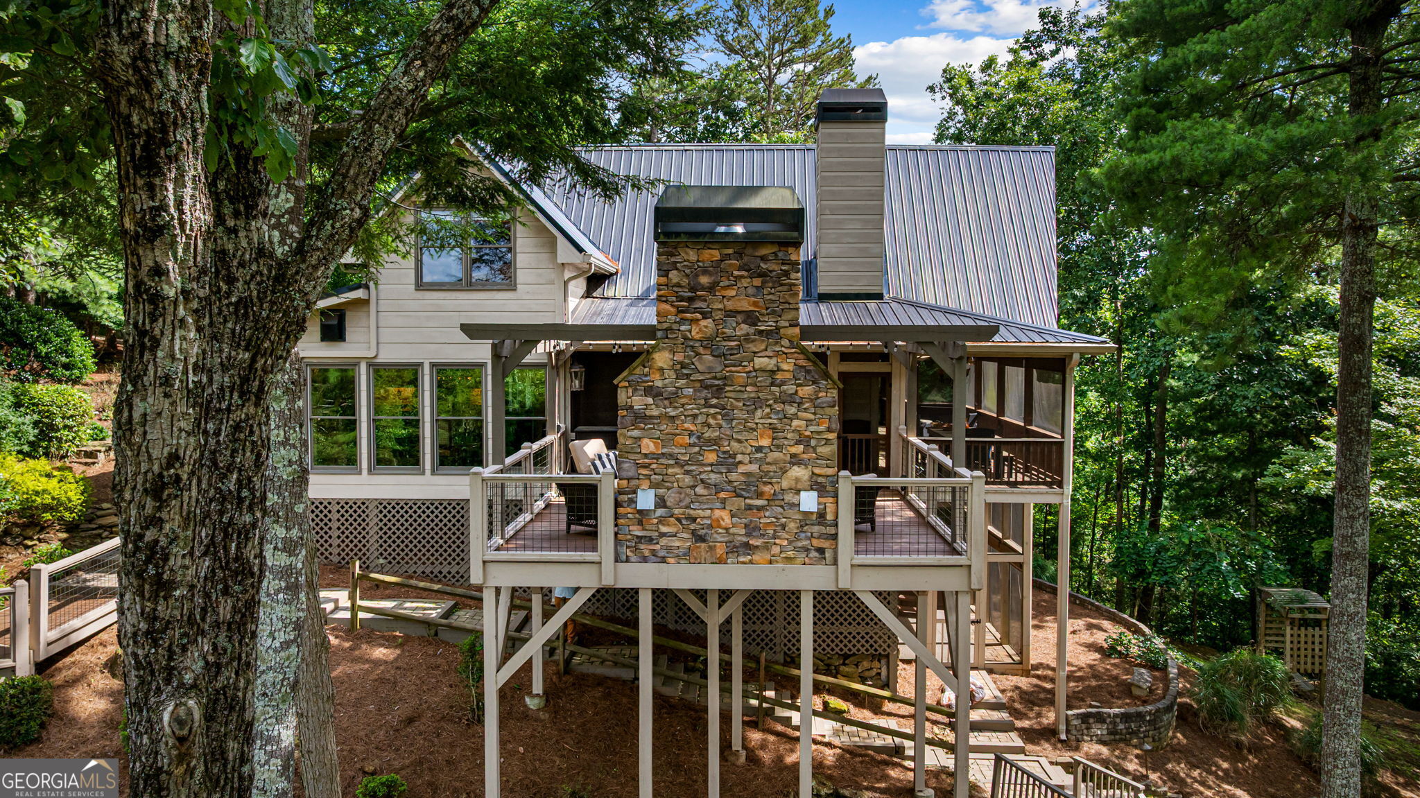 Ellijay, Georgia, 30536, United States, 4 Bedrooms Bedrooms, ,3 BathroomsBathrooms,Residential,Active,1863308