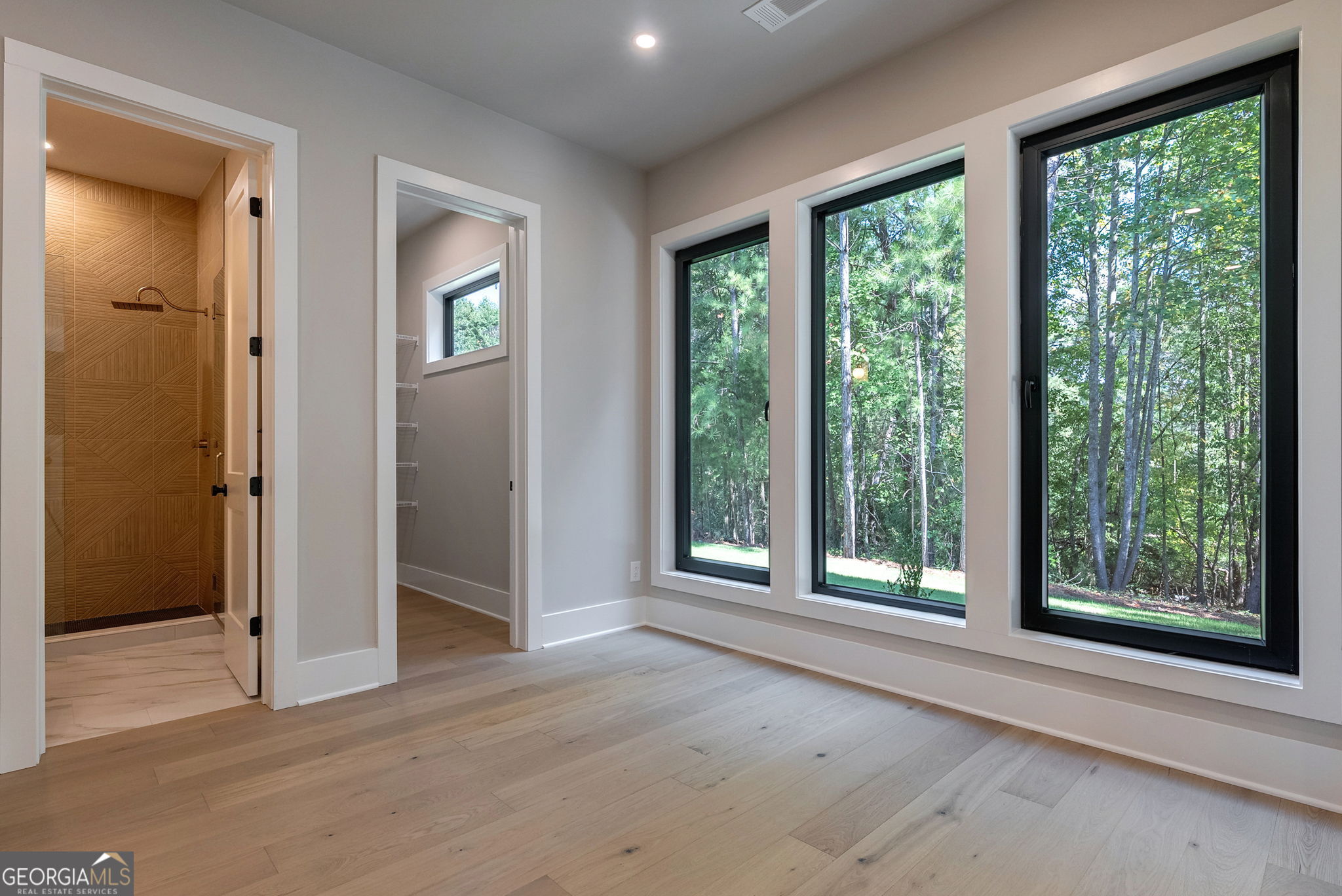 Cumming, Georgia, 30041, United States, 4 Bedrooms Bedrooms, ,4 BathroomsBathrooms,Residential,Active,1945468