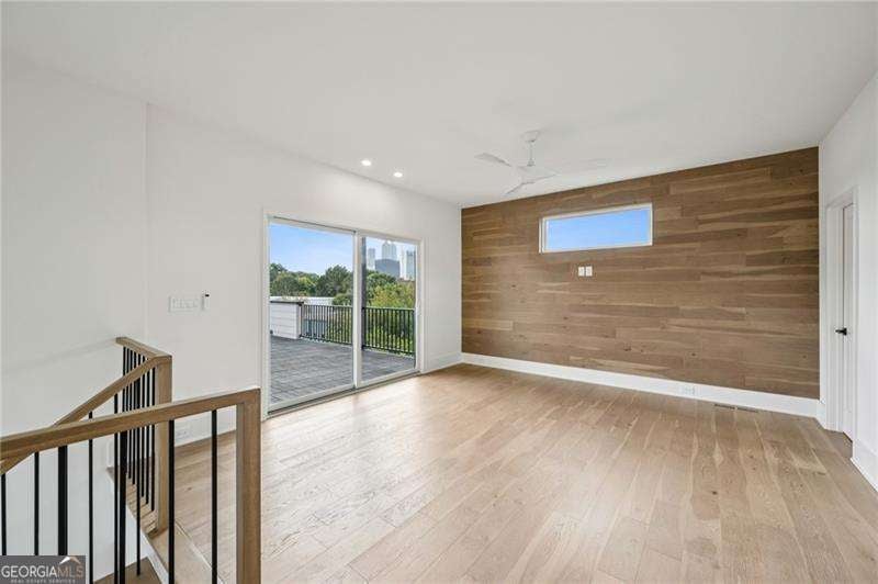 Atlanta, Georgia, 30308, United States, 4 Bedrooms Bedrooms, ,5 BathroomsBathrooms,Residential,Active,1985587