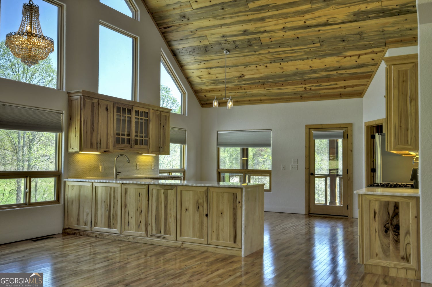 Morganton, Georgia, 30560, United States, 5 Bedrooms Bedrooms, ,3 BathroomsBathrooms,Residential,Active,1798022