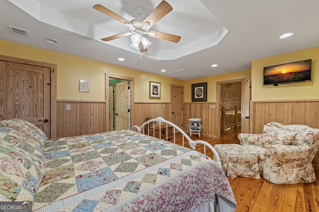 Morganton, Georgia, 30560, United States, 4 Bedrooms Bedrooms, ,5 BathroomsBathrooms,Residential,Active,1953363