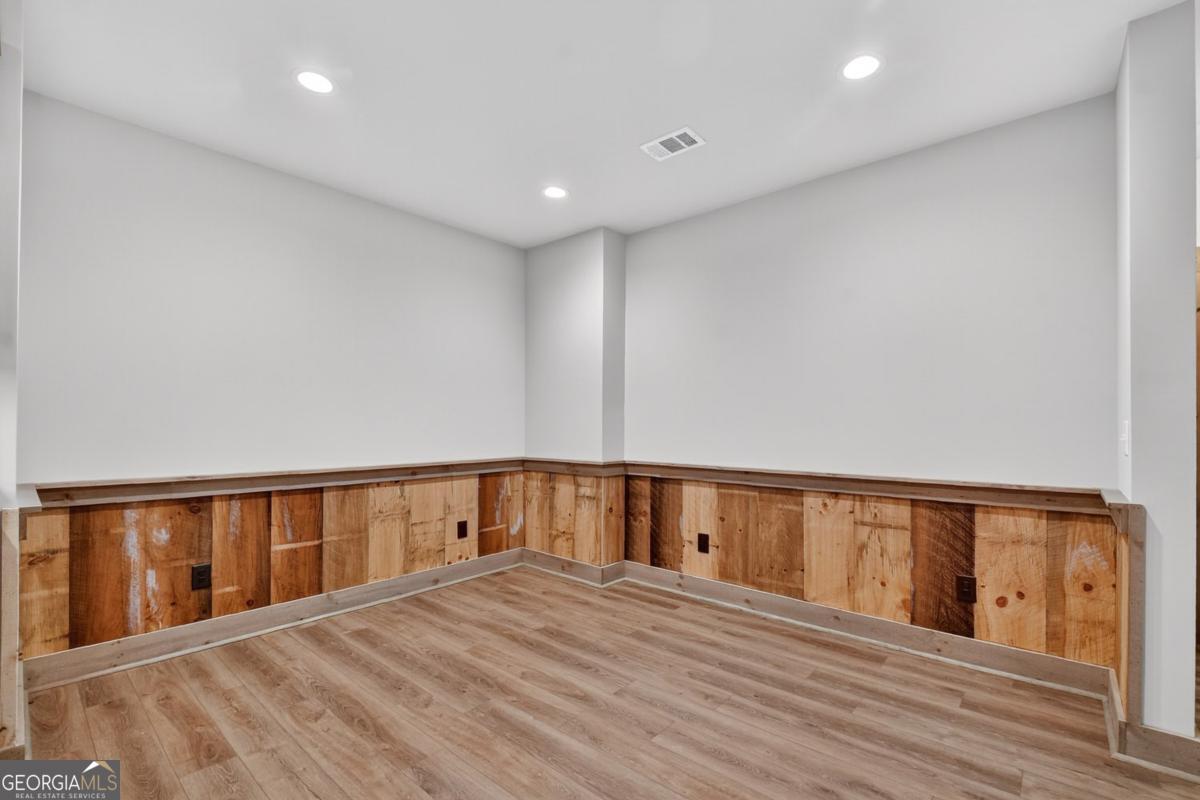 Ellijay, Georgia, 30540, United States, 4 Bedrooms Bedrooms, ,3 BathroomsBathrooms,Residential,Active,1971791