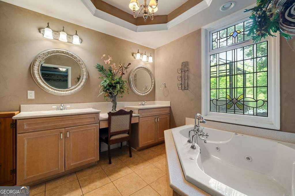 Ellijay, Georgia, 30536, United States, 3 Bedrooms Bedrooms, ,3 BathroomsBathrooms,Residential,Active,1953428