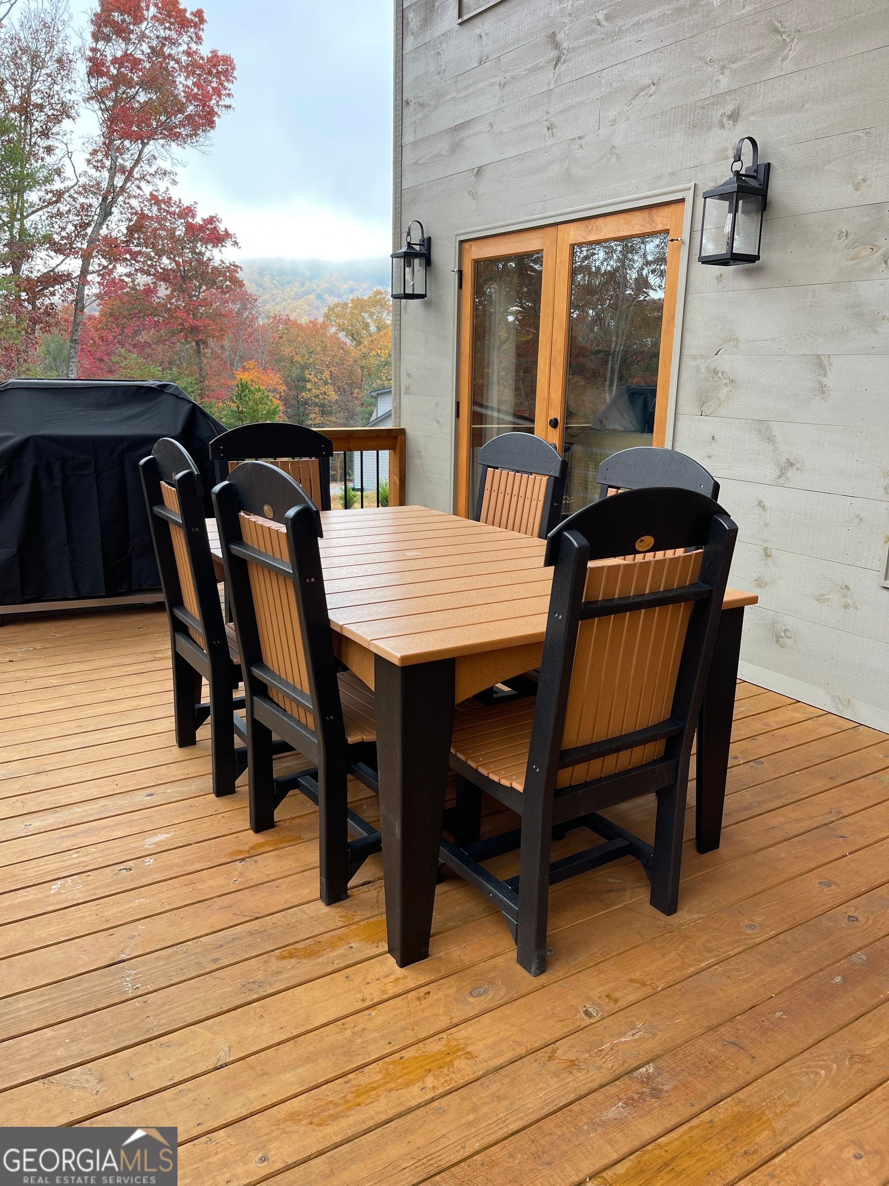 Morganton, Georgia, 30560, United States, 4 Bedrooms Bedrooms, ,4 BathroomsBathrooms,Residential,Active,1853343