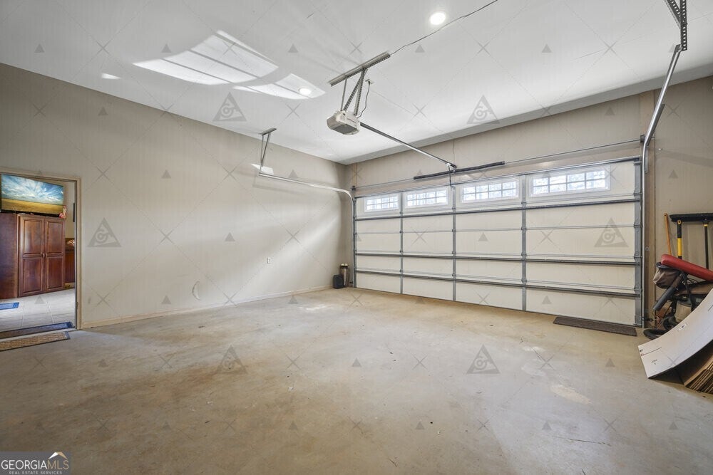 Monroe, Georgia, 30656, United States, 3 Bedrooms Bedrooms, ,5 BathroomsBathrooms,Residential,Active,1995252