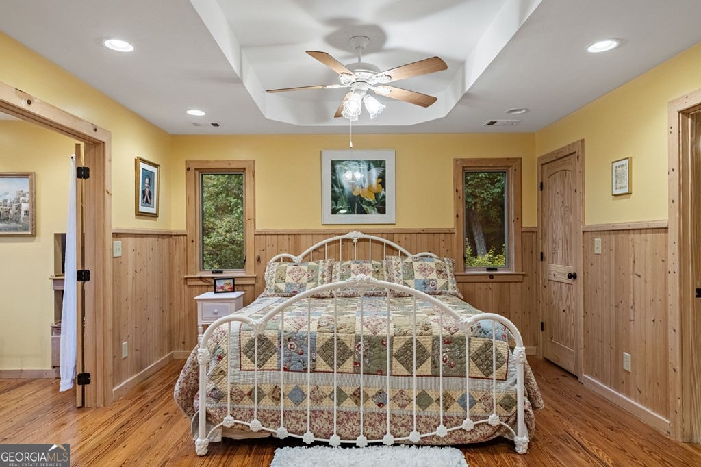 Morganton, Georgia, 30560, United States, 4 Bedrooms Bedrooms, ,5 BathroomsBathrooms,Residential,Active,1953363