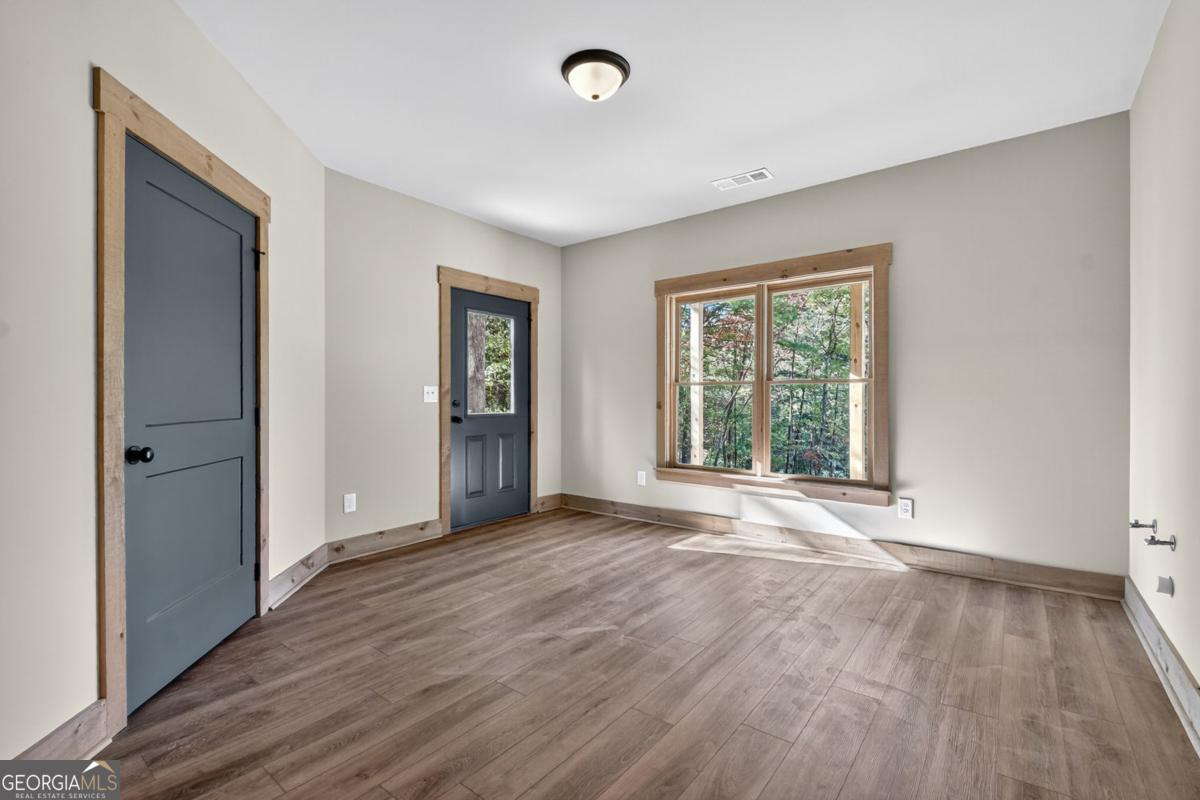 Ellijay, Georgia, 30540, United States, 4 Bedrooms Bedrooms, ,3 BathroomsBathrooms,Residential,Active,1971791