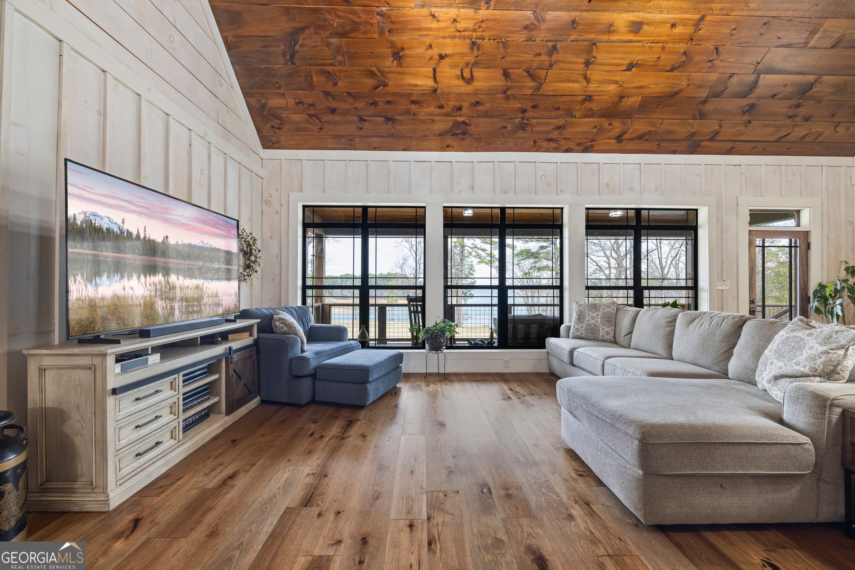 Hartwell, Georgia, 30643, United States, 6 Bedrooms Bedrooms, ,6 BathroomsBathrooms,Residential,Active,2011216