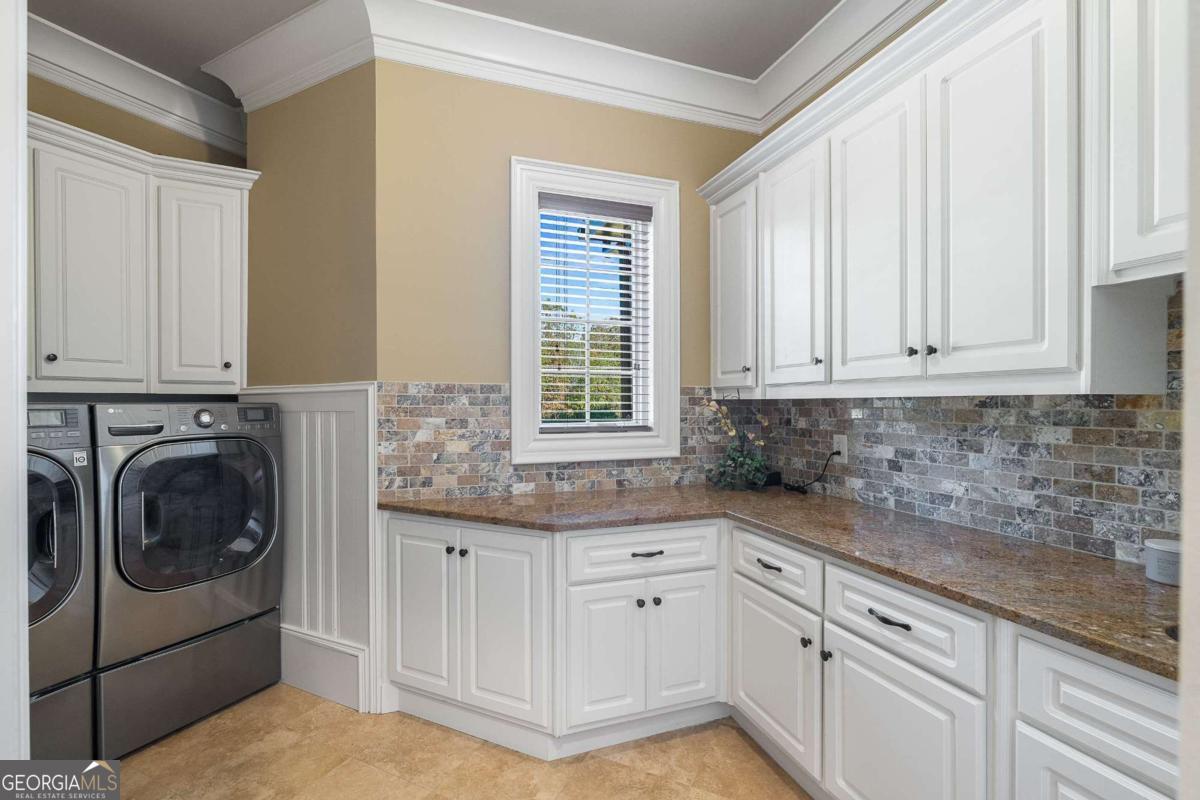 Dacula, Georgia, 30019, United States, 5 Bedrooms Bedrooms, ,5 BathroomsBathrooms,Residential,Active,1990625