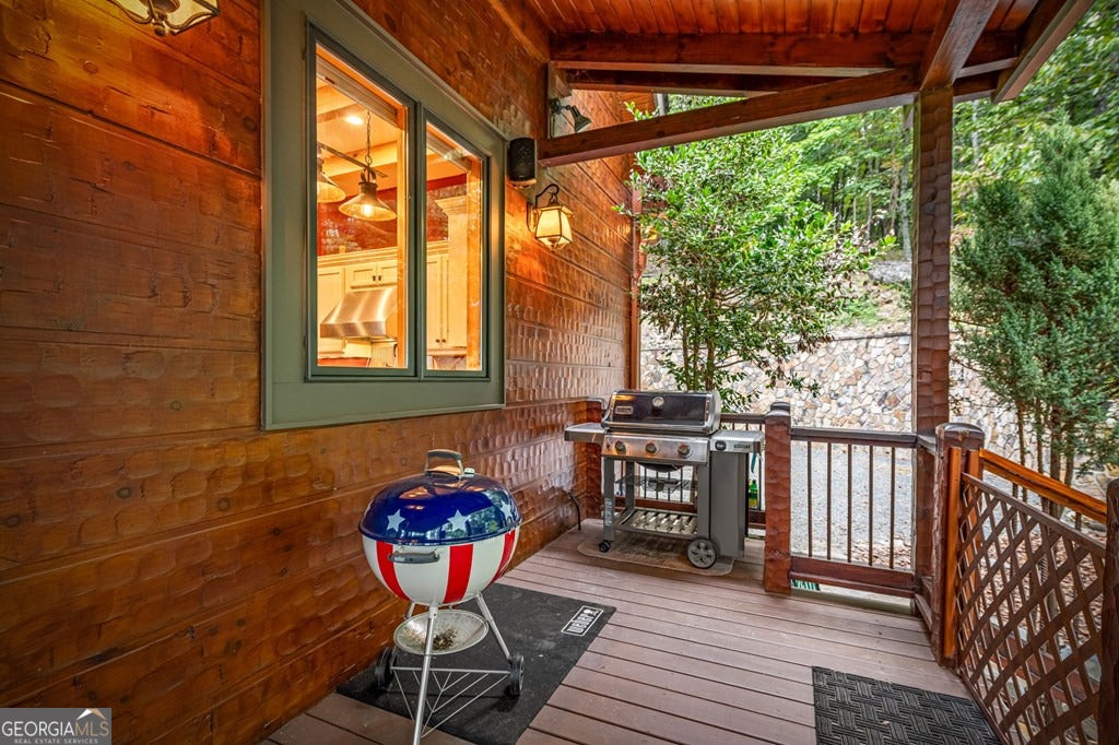 Morganton, Georgia, 30560, United States, 4 Bedrooms Bedrooms, ,5 BathroomsBathrooms,Residential,Active,1953363