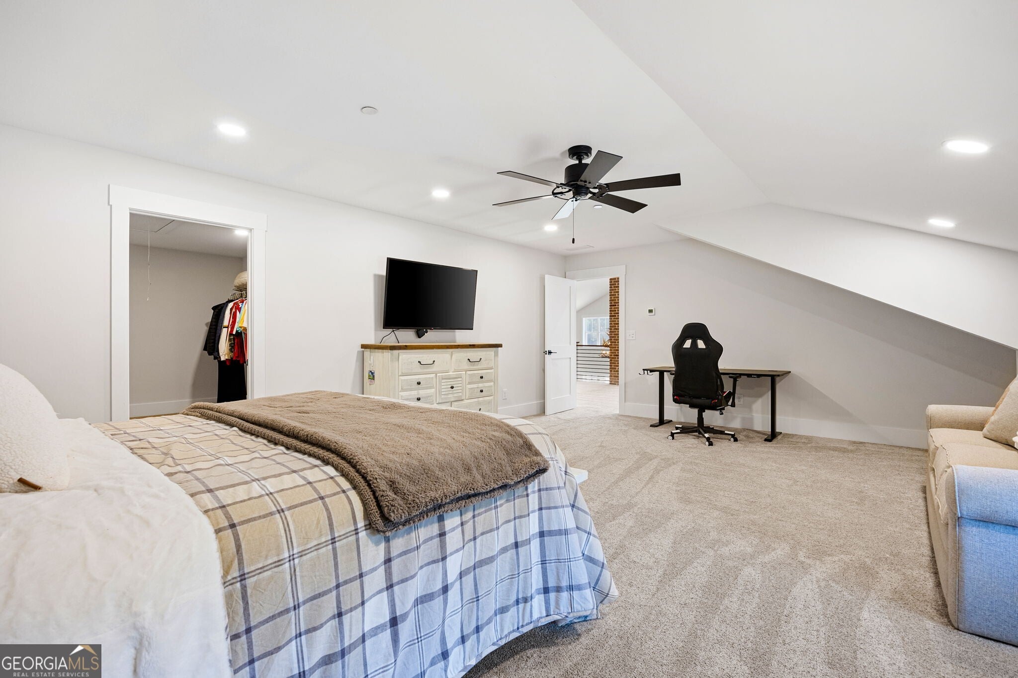 Rydal, Georgia, 30171, United States, 5 Bedrooms Bedrooms, ,5 BathroomsBathrooms,Residential,Active,1987251