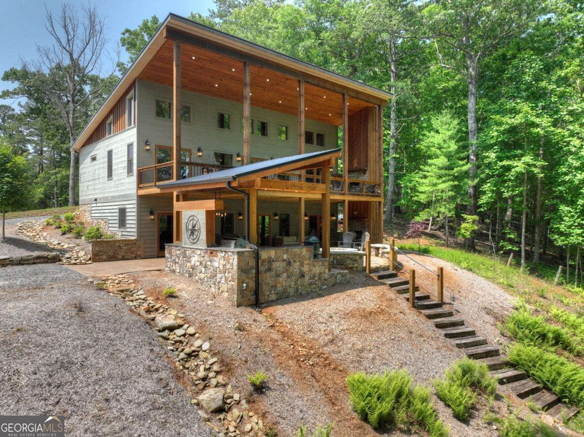 Morganton, Georgia, 30560, United States, 4 Bedrooms Bedrooms, ,4 BathroomsBathrooms,Residential,Active,1853343