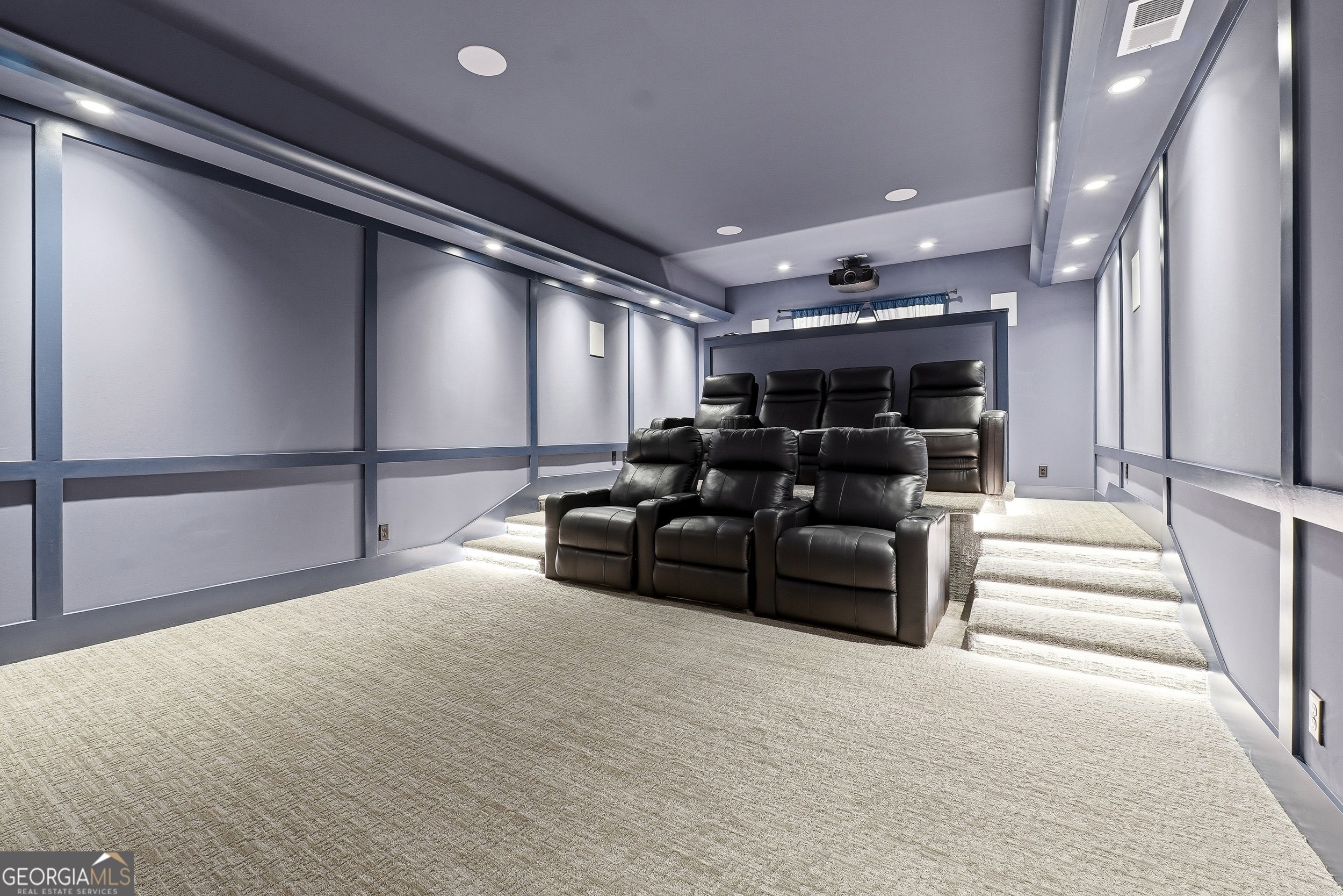 Kennesaw, Georgia, 30152, United States, 6 Bedrooms Bedrooms, ,8 BathroomsBathrooms,Residential,Active,2009375