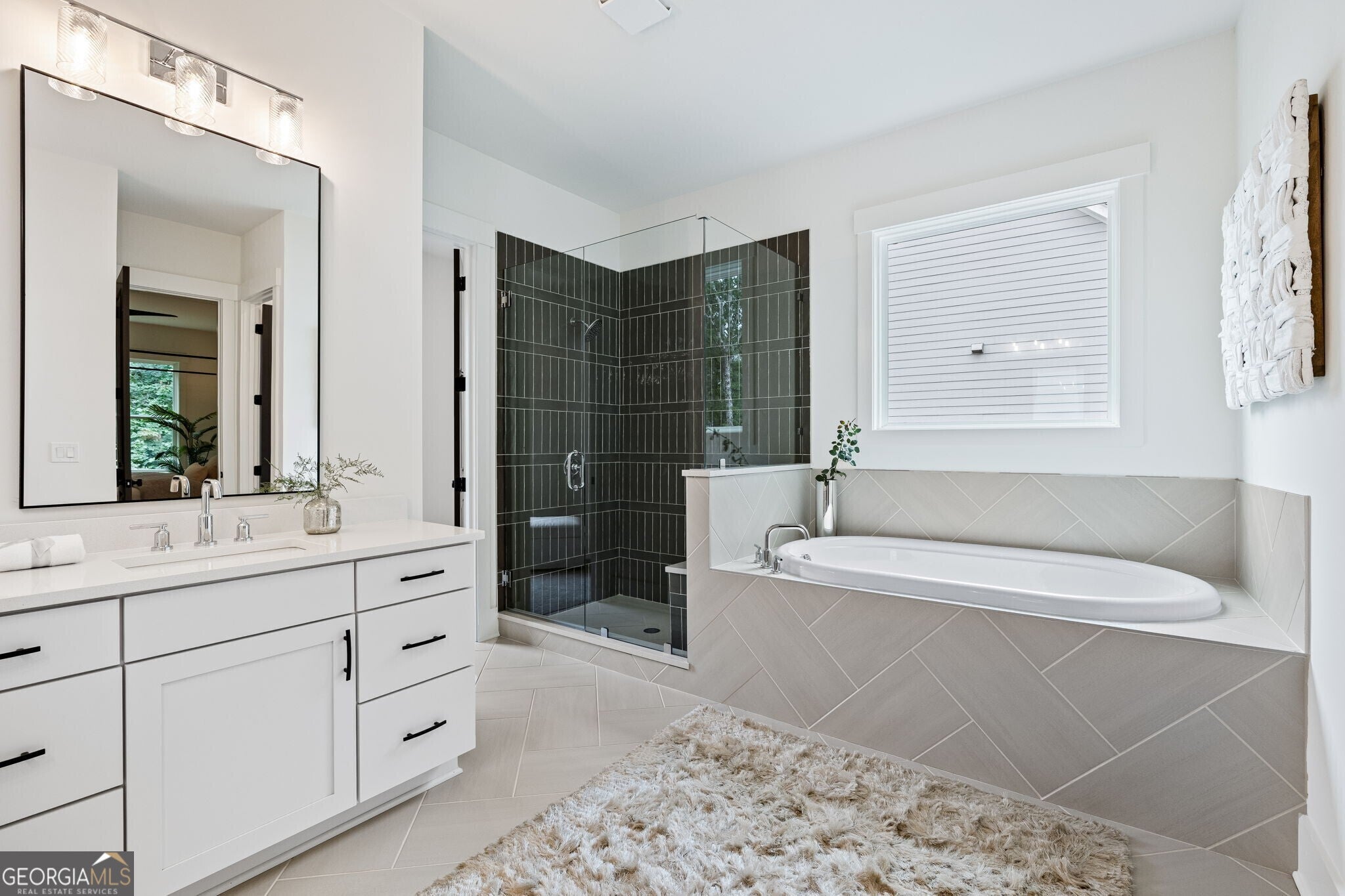 Gainesville, Georgia, 30506, United States, 5 Bedrooms Bedrooms, ,5 BathroomsBathrooms,Residential,Active,1926926