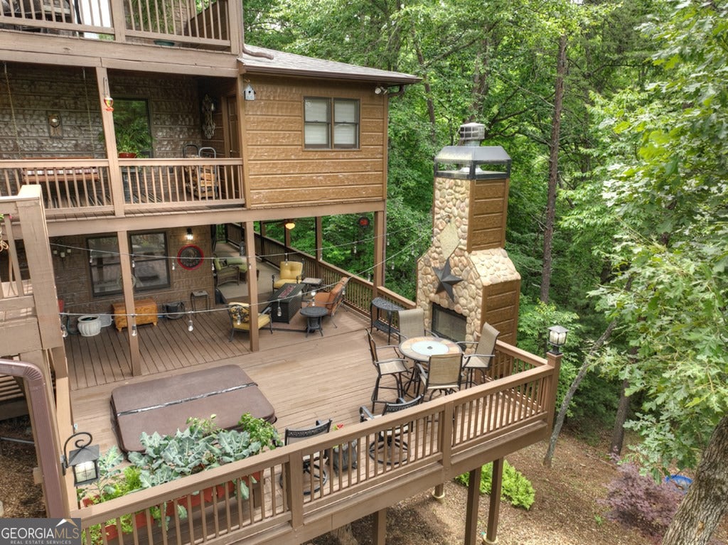 Morganton, Georgia, 30560, United States, 4 Bedrooms Bedrooms, ,6 BathroomsBathrooms,Residential,Active,1945076