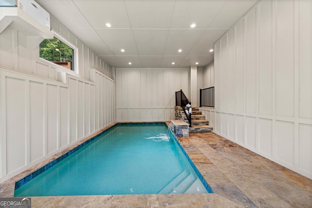 Ellijay, Georgia, 30540, United States, 5 Bedrooms Bedrooms, ,6 BathroomsBathrooms,Residential,Active,1919053