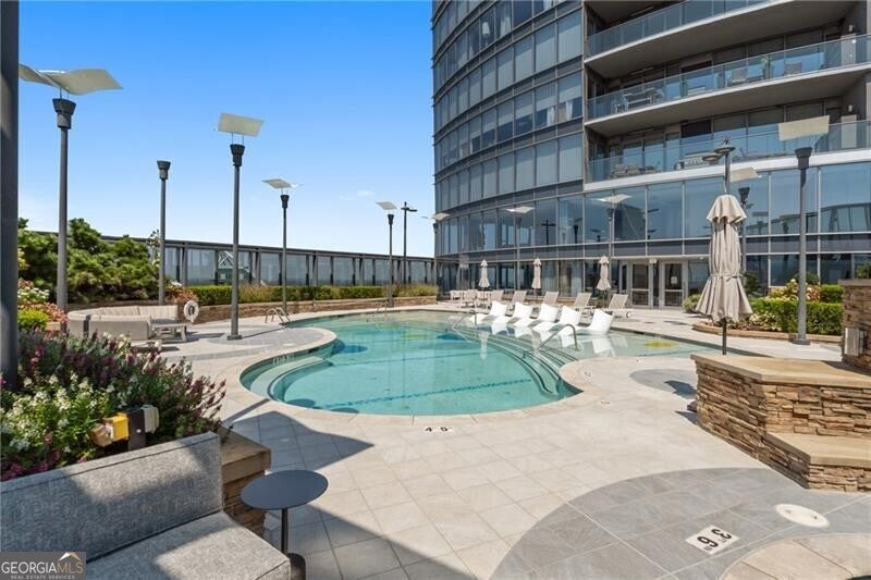 Atlanta, Georgia, 30326, United States, 2 Bedrooms Bedrooms, ,3 BathroomsBathrooms,Residential,Active,2014954