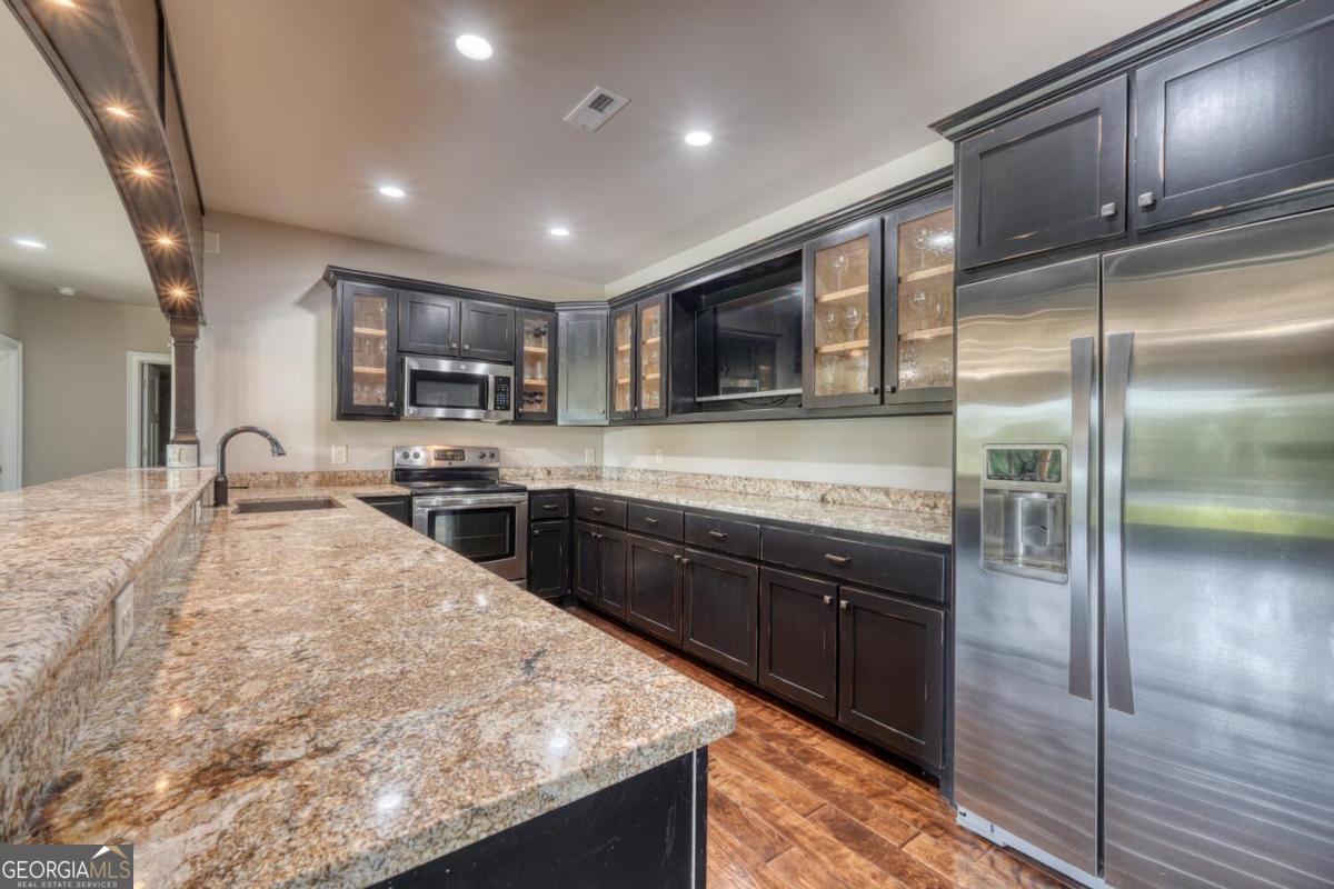 Blairsville, Georgia, 30512, United States, ,4 BathroomsBathrooms,Residential,Active,1852664