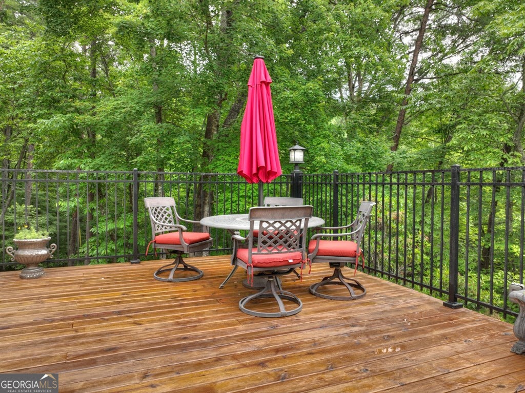 Morganton, Georgia, 30560, United States, 4 Bedrooms Bedrooms, ,6 BathroomsBathrooms,Residential,Active,1945076