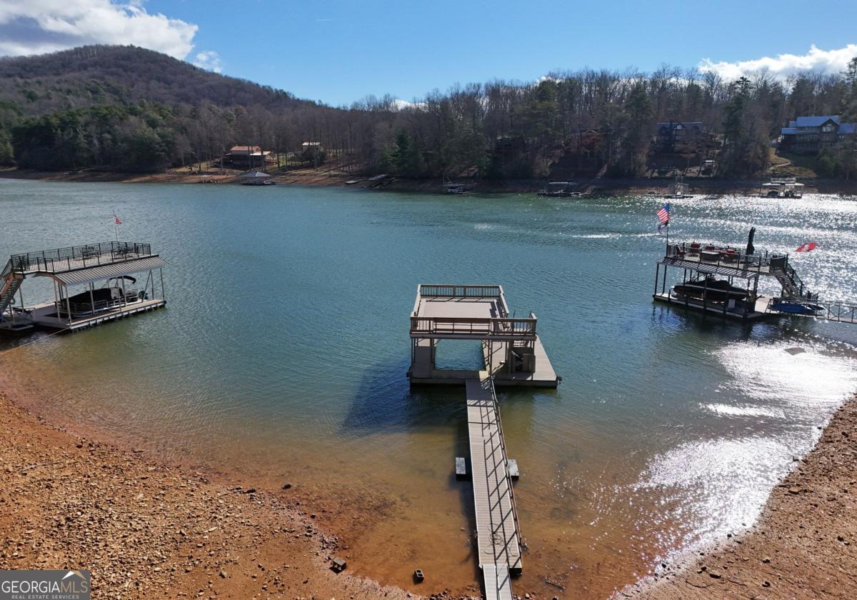 Blairsville, Georgia, 30512, United States, 3 Bedrooms Bedrooms, ,3 BathroomsBathrooms,Residential,Active,2009374