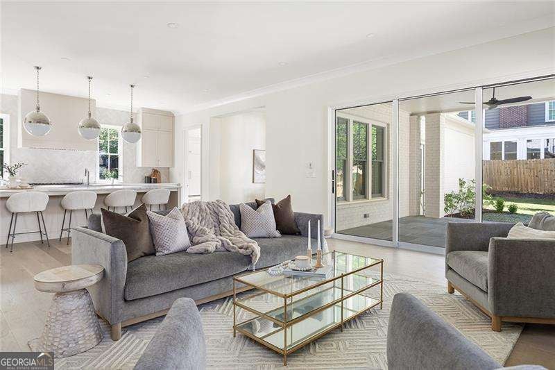 Atlanta, Georgia, 30309, United States, 4 Bedrooms Bedrooms, ,4 BathroomsBathrooms,Residential,Active,1869126