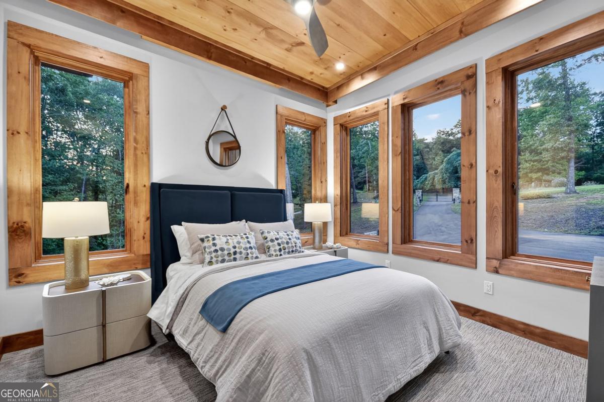 Blue Ridge, Georgia, 30513, United States, 5 Bedrooms Bedrooms, ,5 BathroomsBathrooms,Residential,Active,2003557